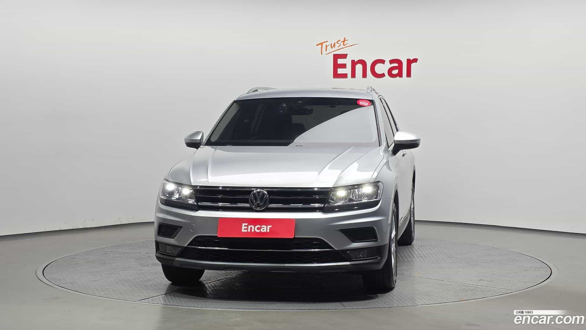 Tiguan Volkswagen 2020.6-OUTER-003