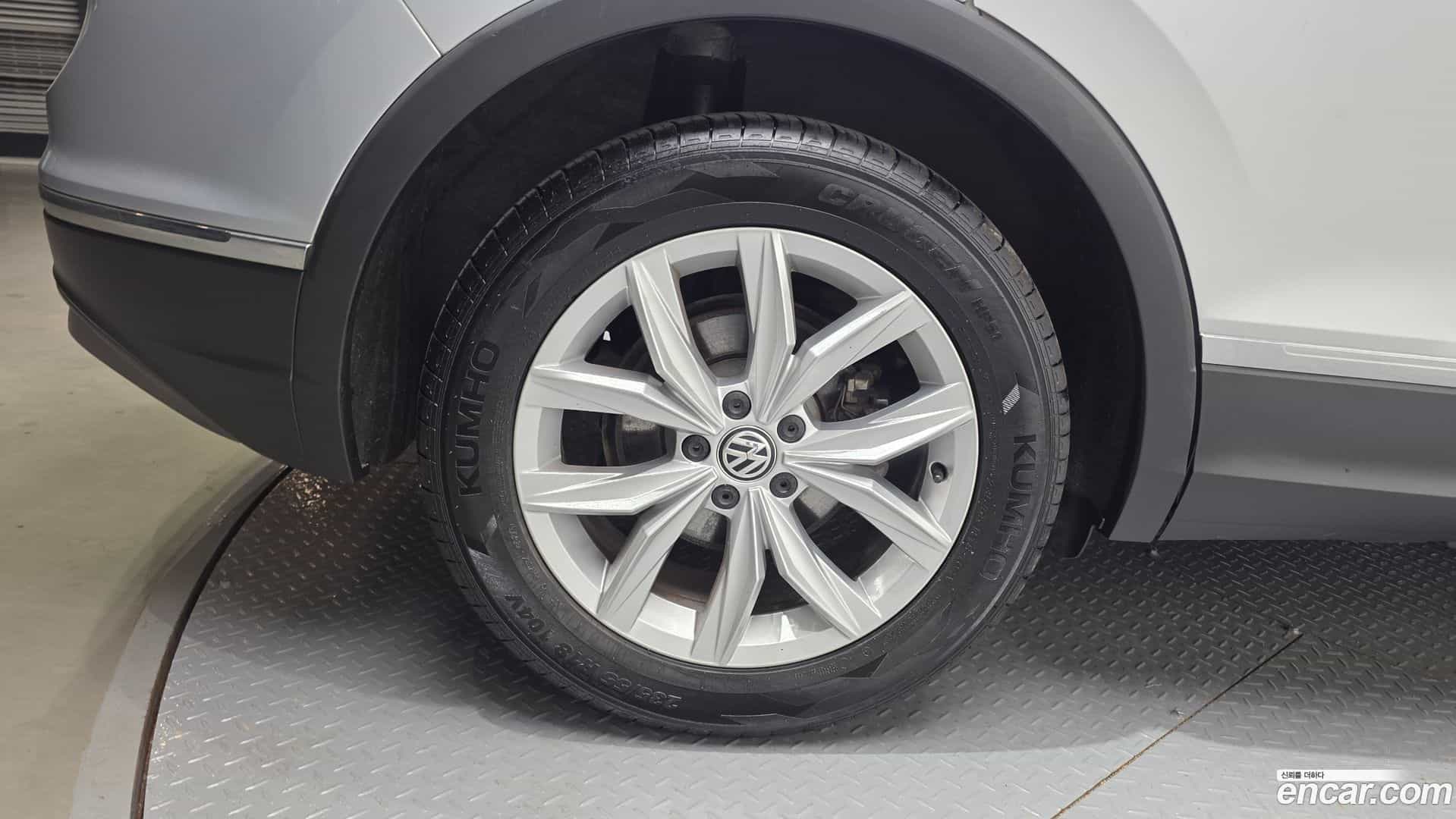 Tiguan Volkswagen 2020.6-OUTER-005