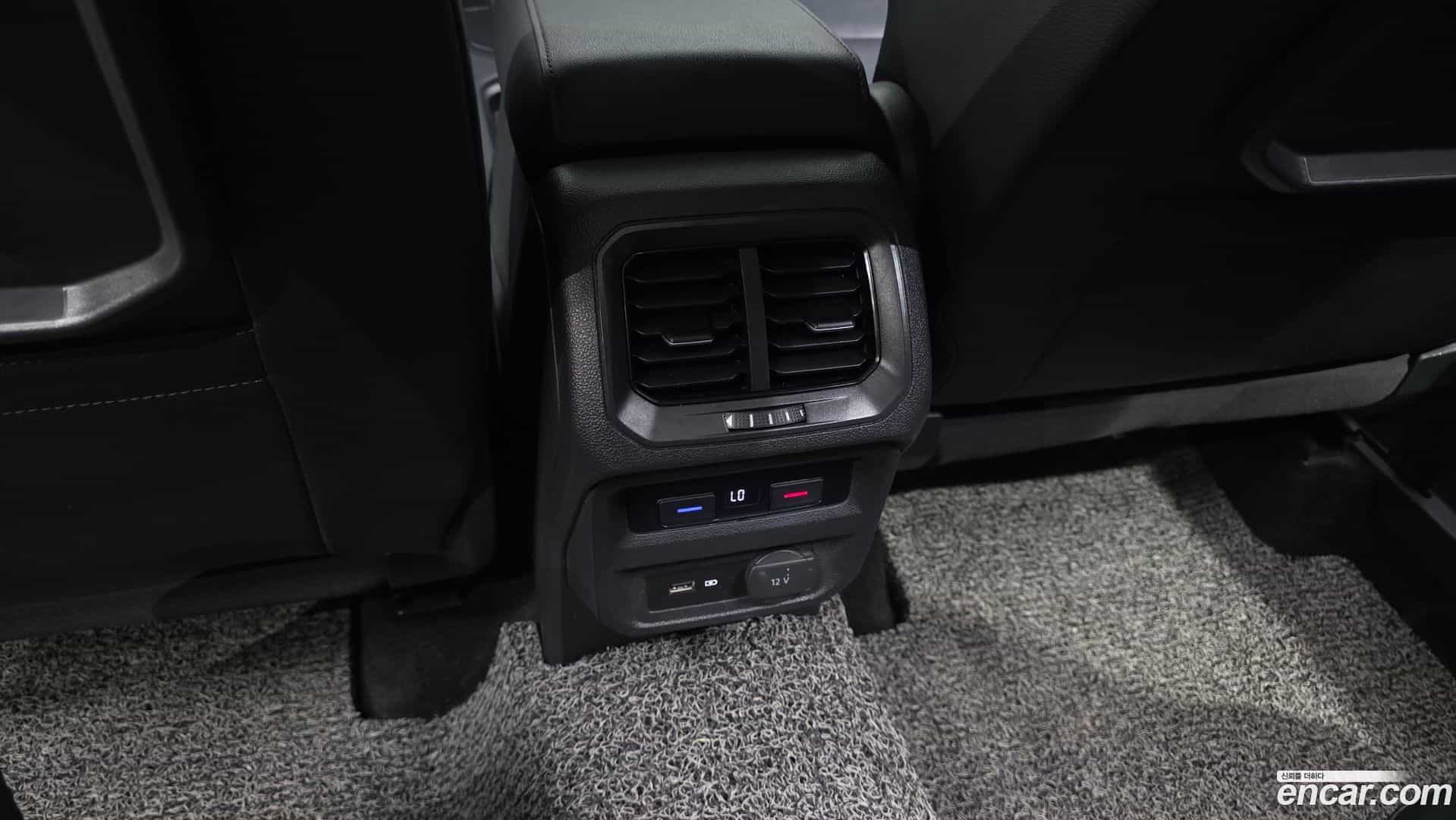 Tiguan Volkswagen 2020.6-OPTION-049