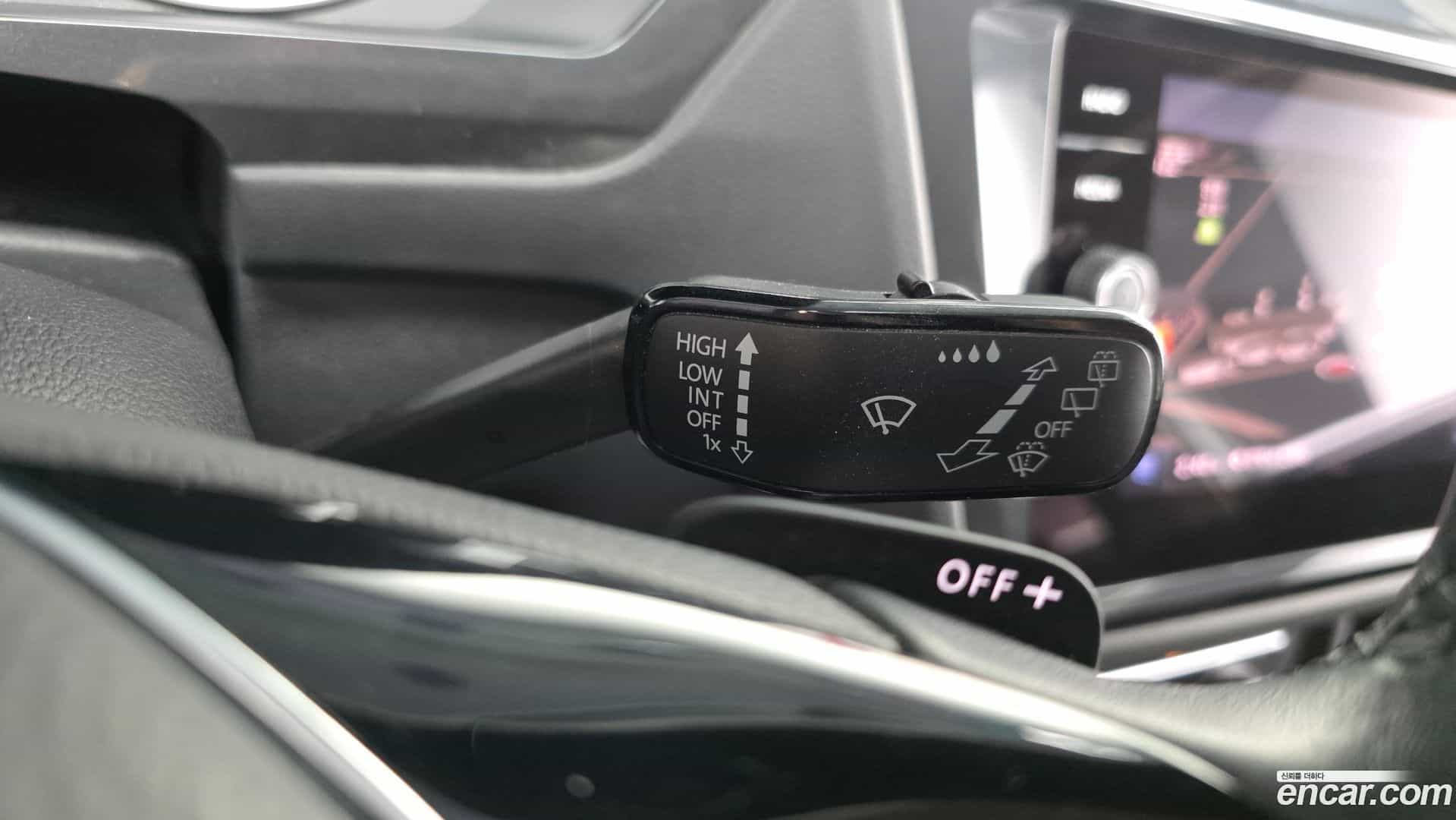 Tiguan Volkswagen 2020.6-OPTION-051