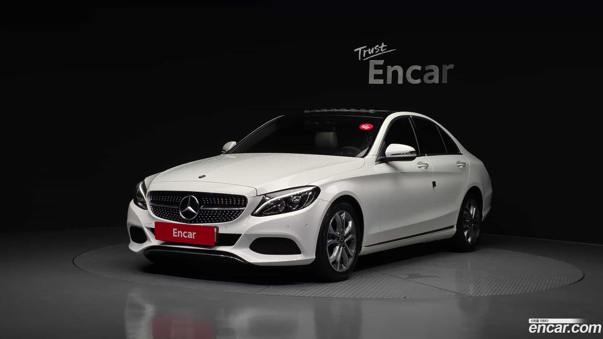 C-Class Mercedes-Benz 2017.5-OUTER-001