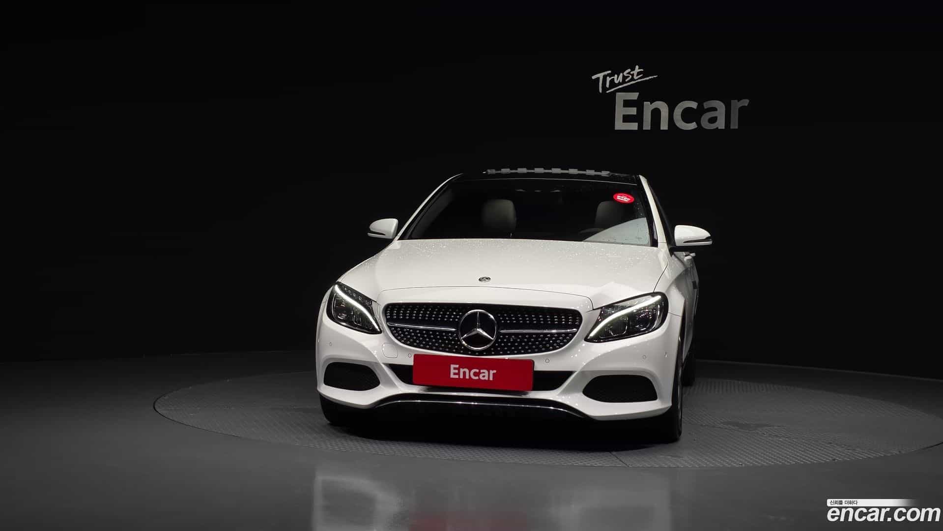 C-Class Mercedes-Benz 2017.5-OUTER-003