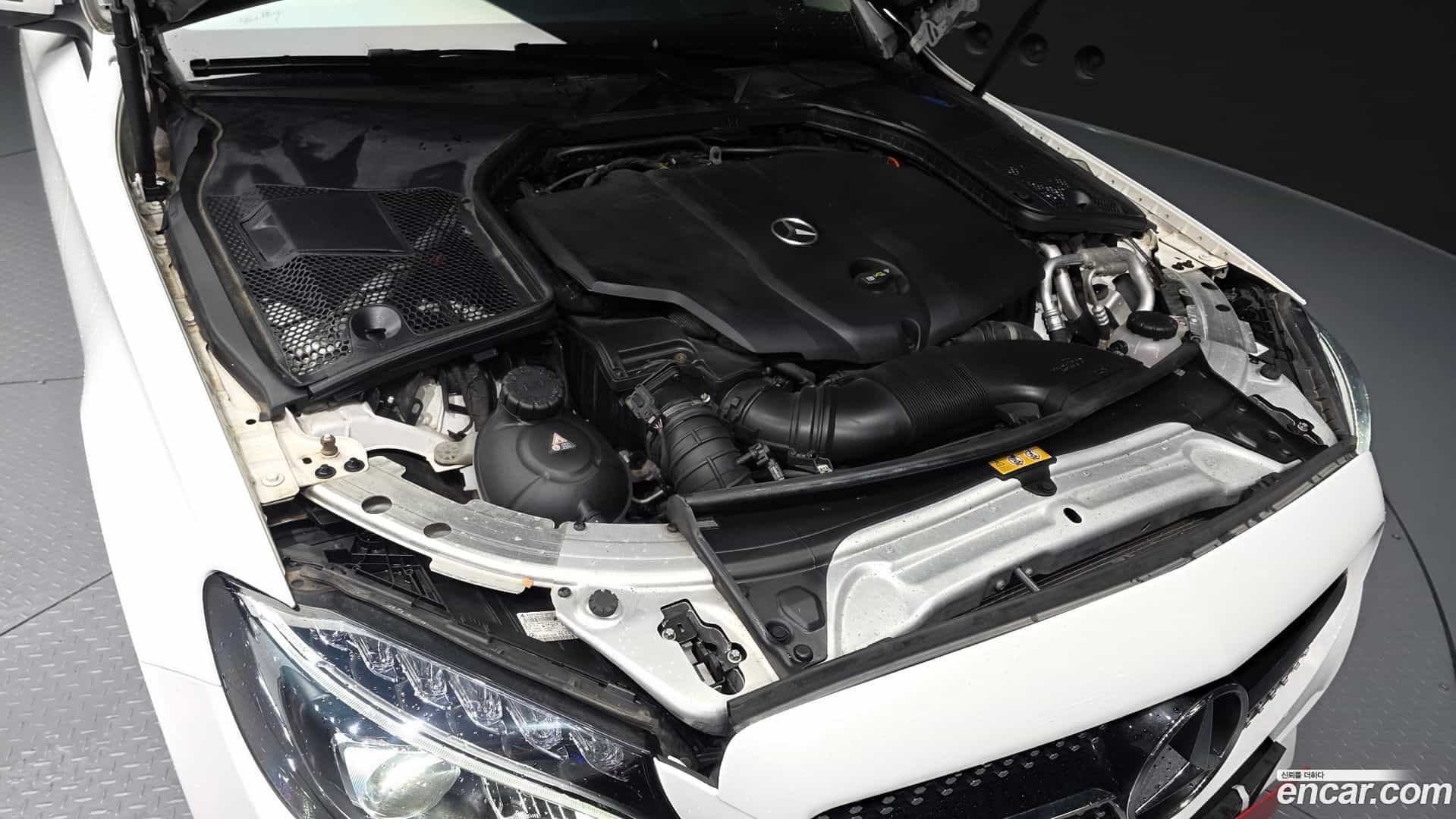C-Class Mercedes-Benz 2017.5-OUTER-006