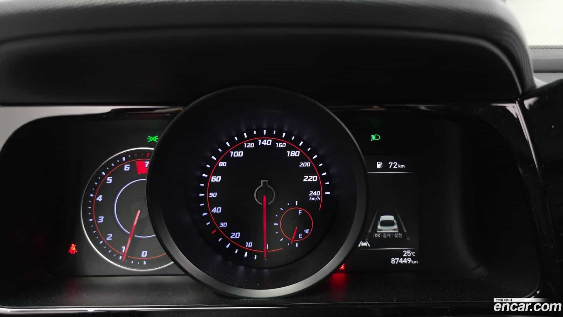 AVANTE Hyundai 2021.3-INNER-008