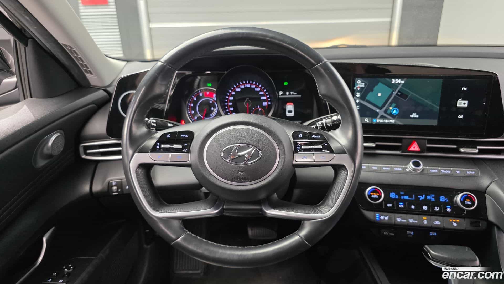 AVANTE Hyundai 2021.3-OPTION-016
