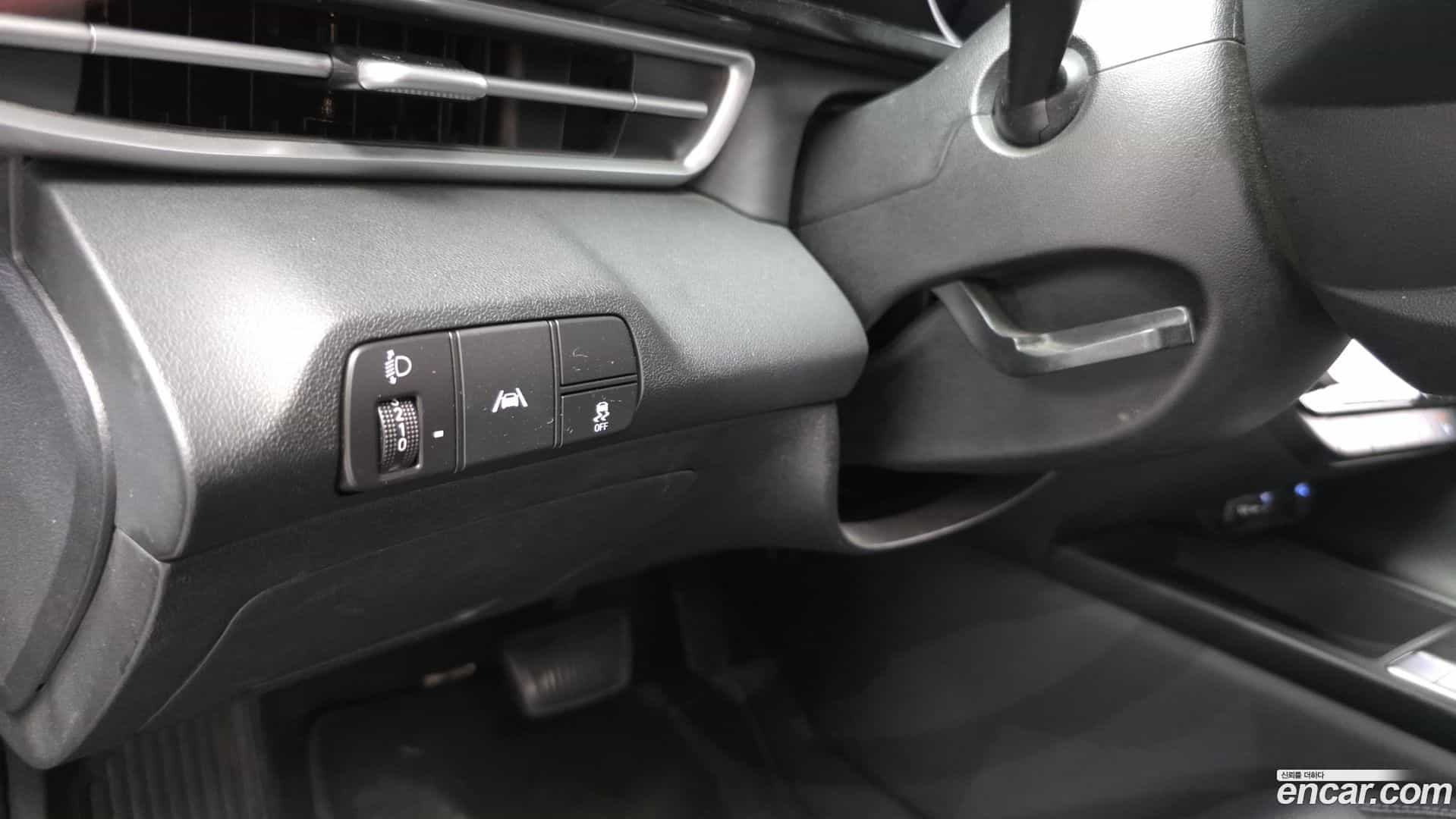 AVANTE Hyundai 2021.3-OPTION-018