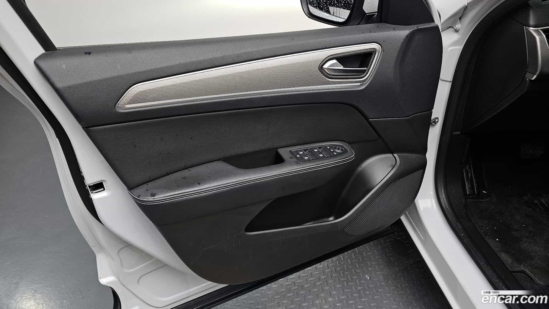 XM3 Renault Korea 2022.11-INNER-034