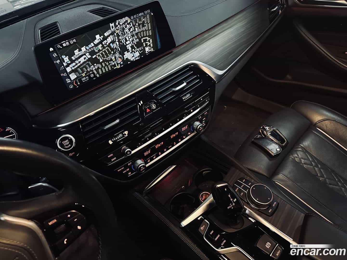 5-Series BMW 2018.8-OUTER-006