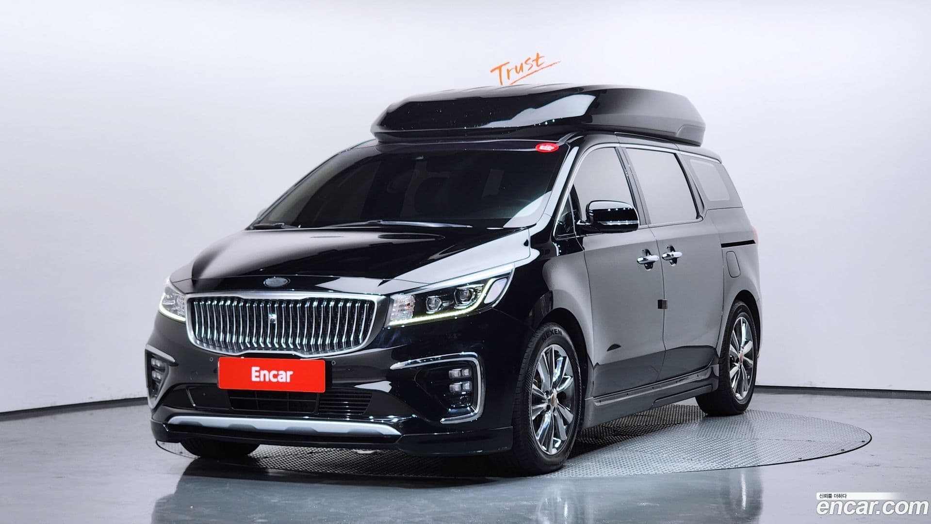 Main__Slider__Photo:Canival Kia 2018.9-0