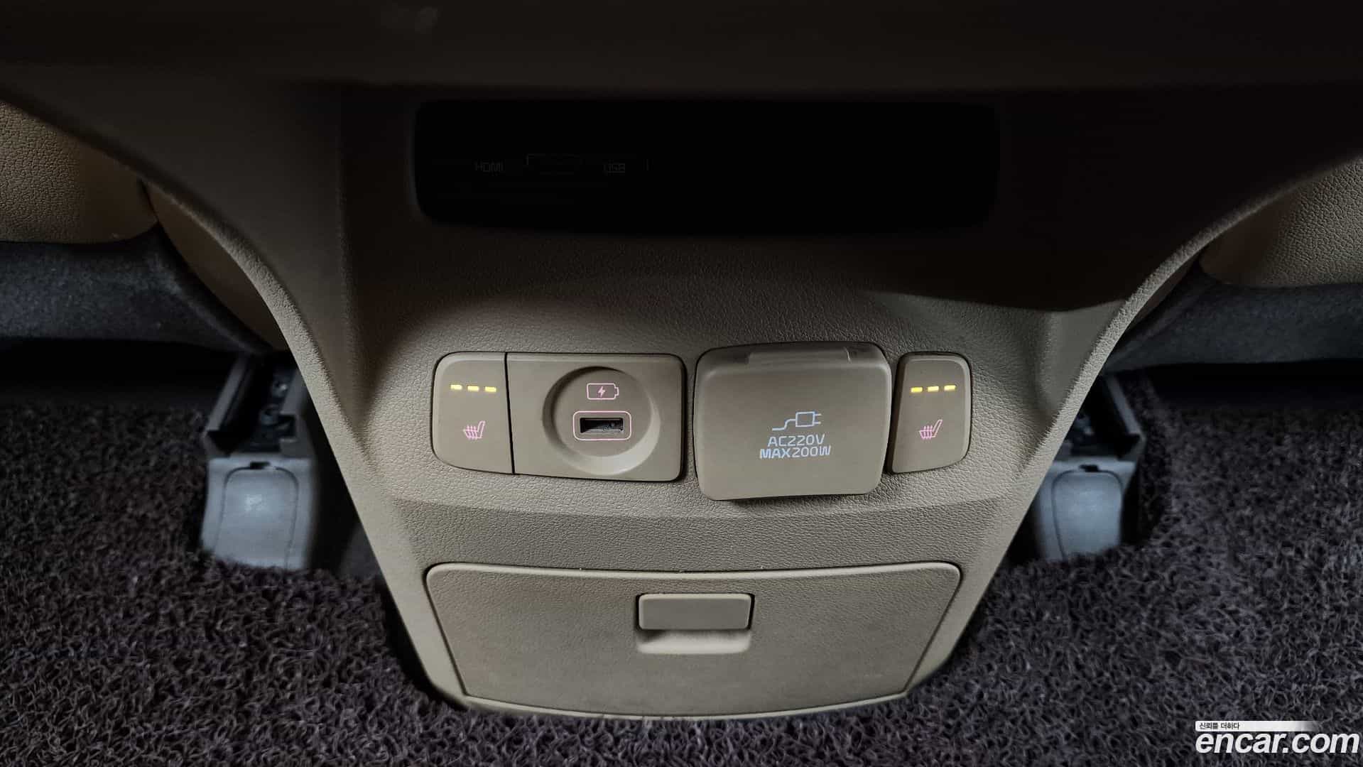 Canival Kia 2018.9-OPTION-048