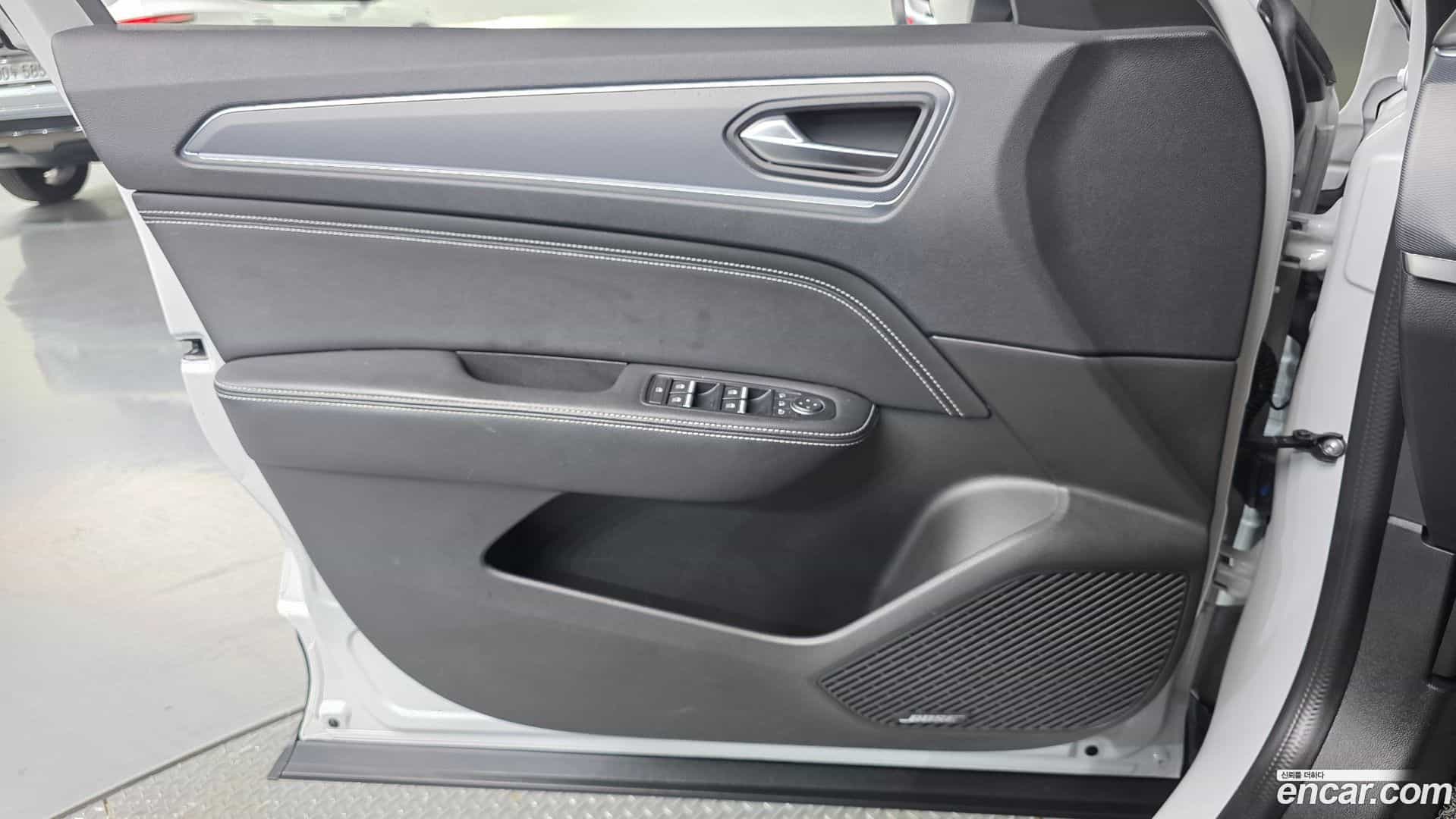 XM3 Renault Korea 2021.8-INNER-034