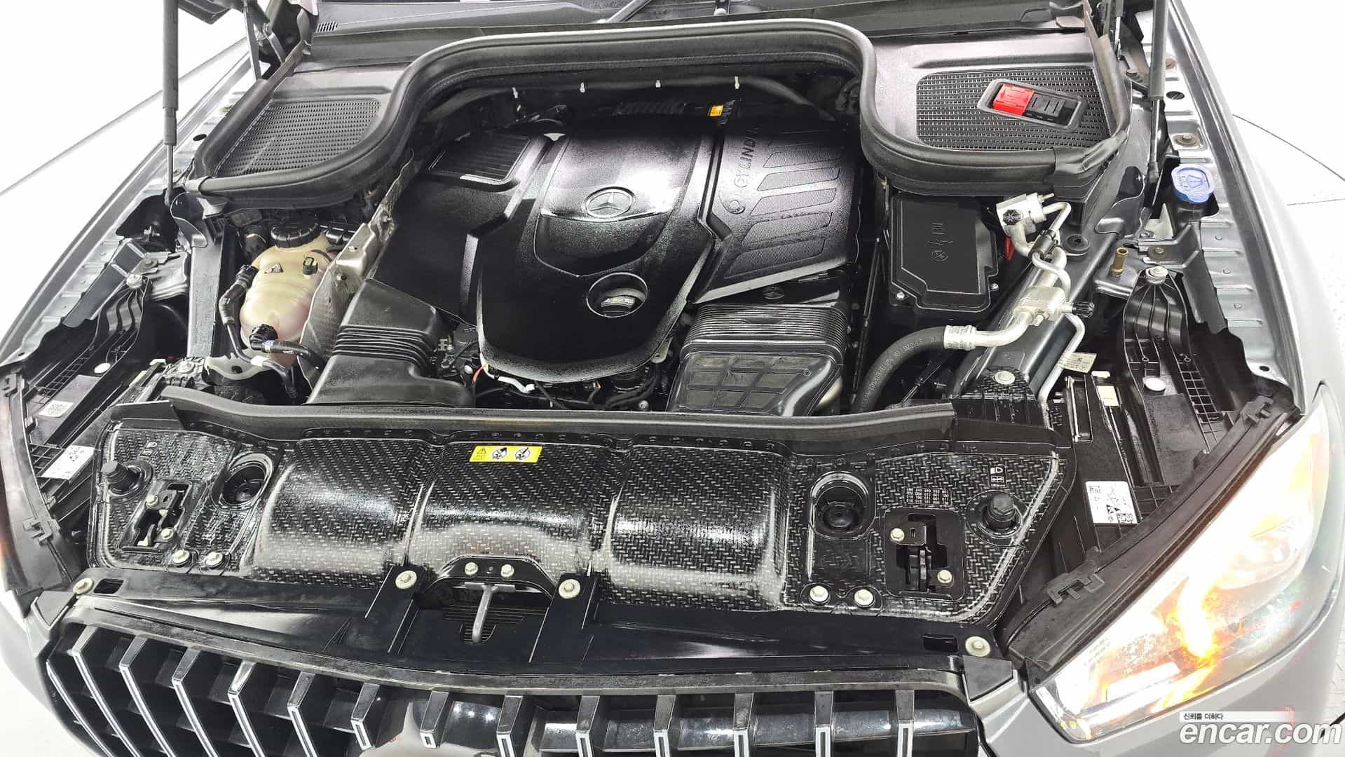 GLE-Class Mercedes-Benz 2022.2-OUTER-006