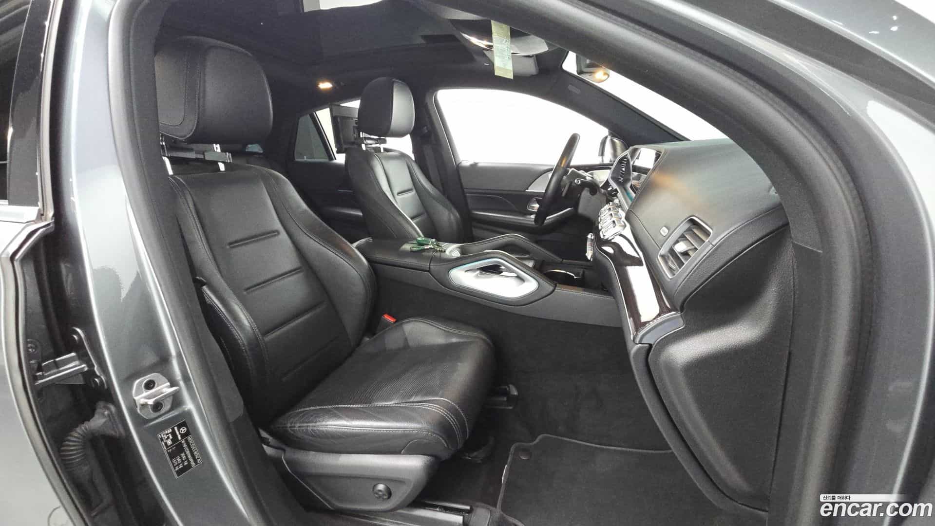 GLE-Class Mercedes-Benz 2022.2-OPTION-015