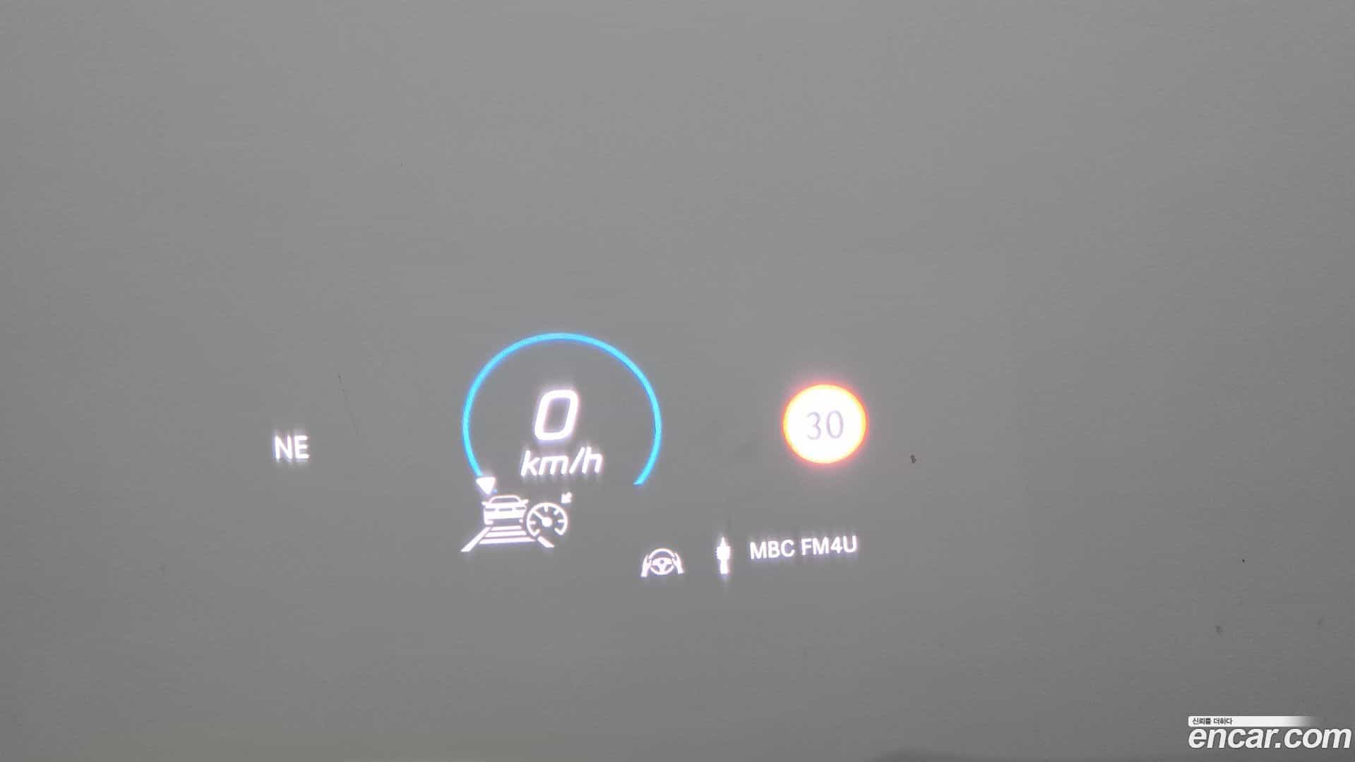 GLE-Class Mercedes-Benz 2022.2-OPTION-021