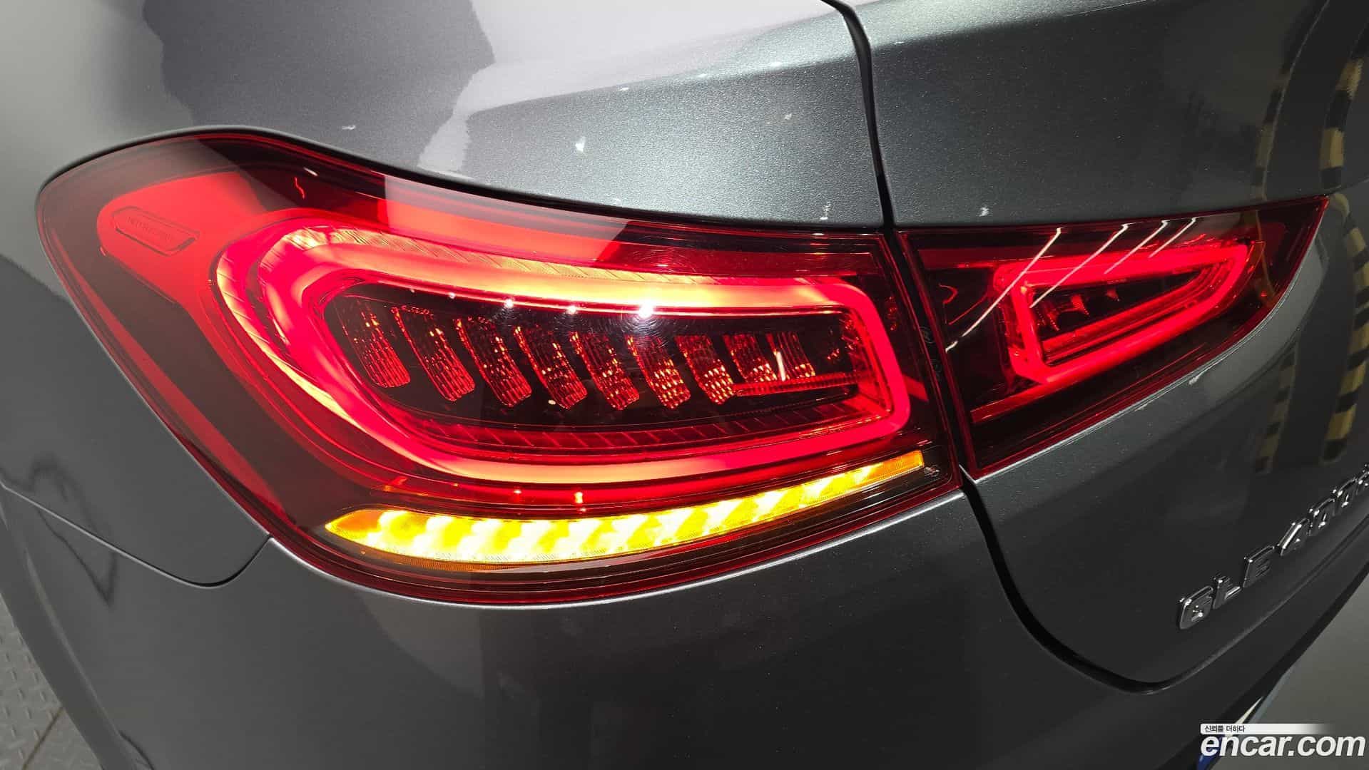 GLE-Class Mercedes-Benz 2022.2-OUTER-033