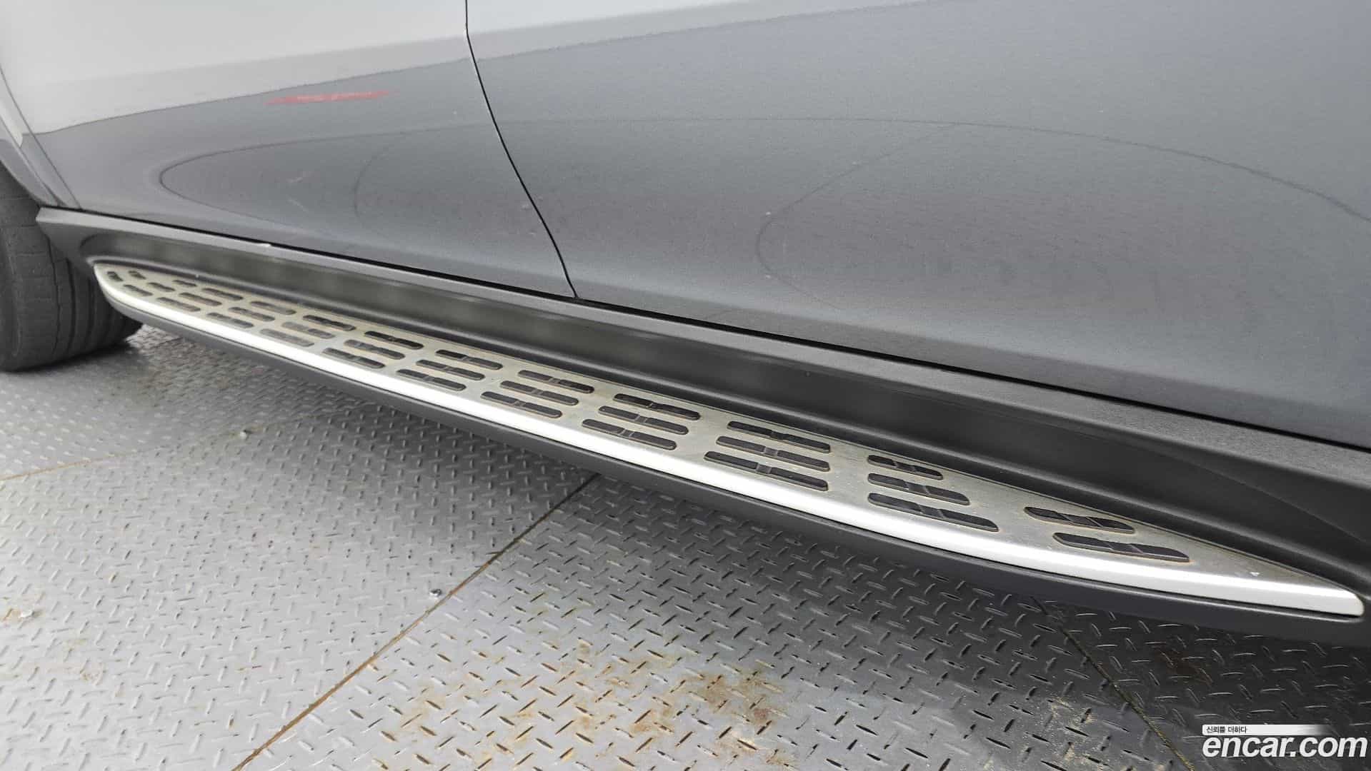GLE-Class Mercedes-Benz 2022.2-OPTION-042