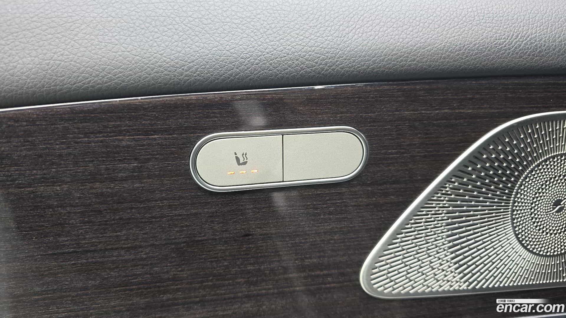 GLE-Class Mercedes-Benz 2022.2-OPTION-043