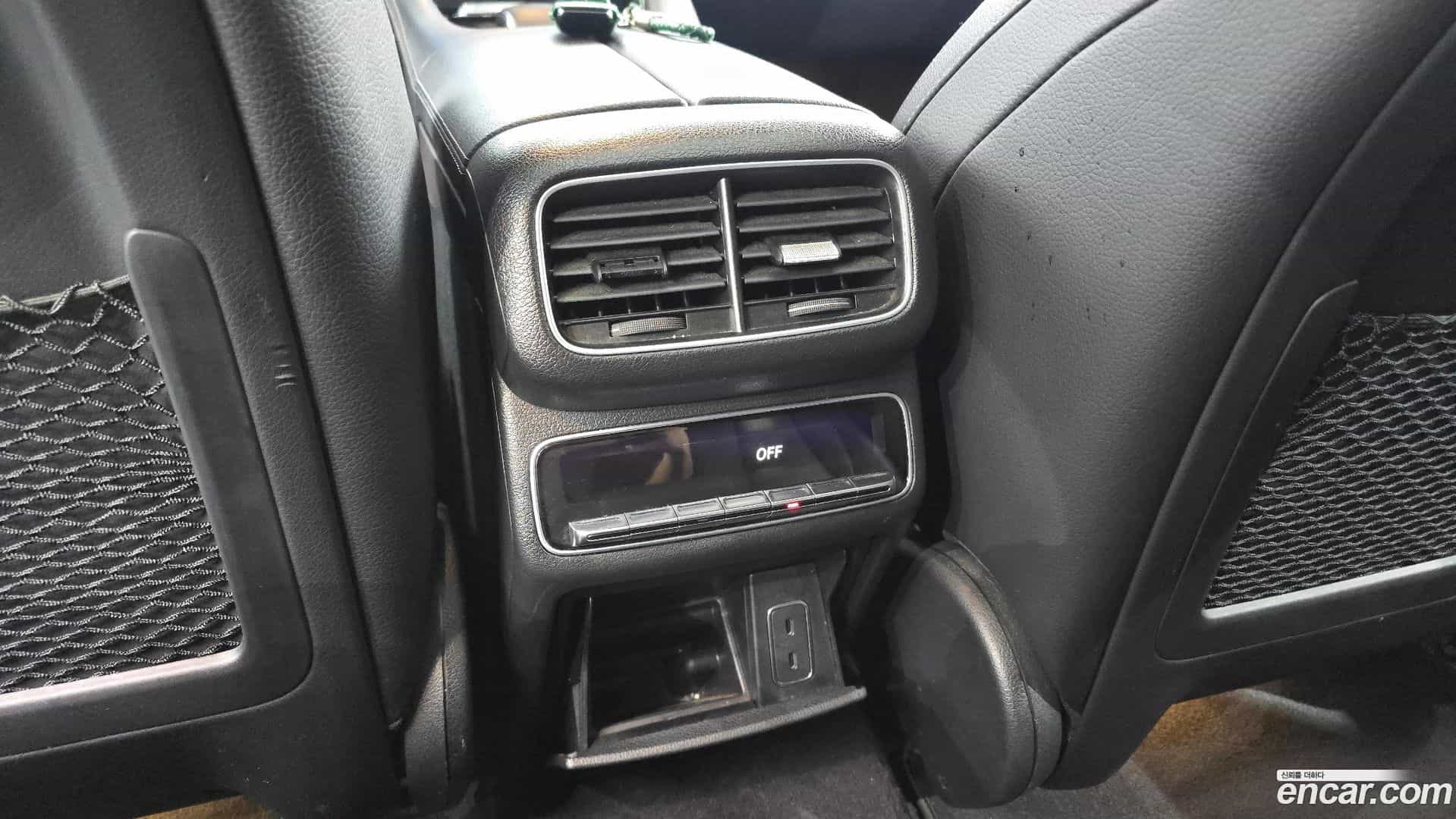 GLE-Class Mercedes-Benz 2022.2-OPTION-048