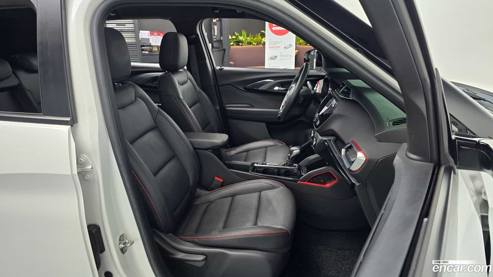Trailblazer Chevrolet 2022.5-INNER-010