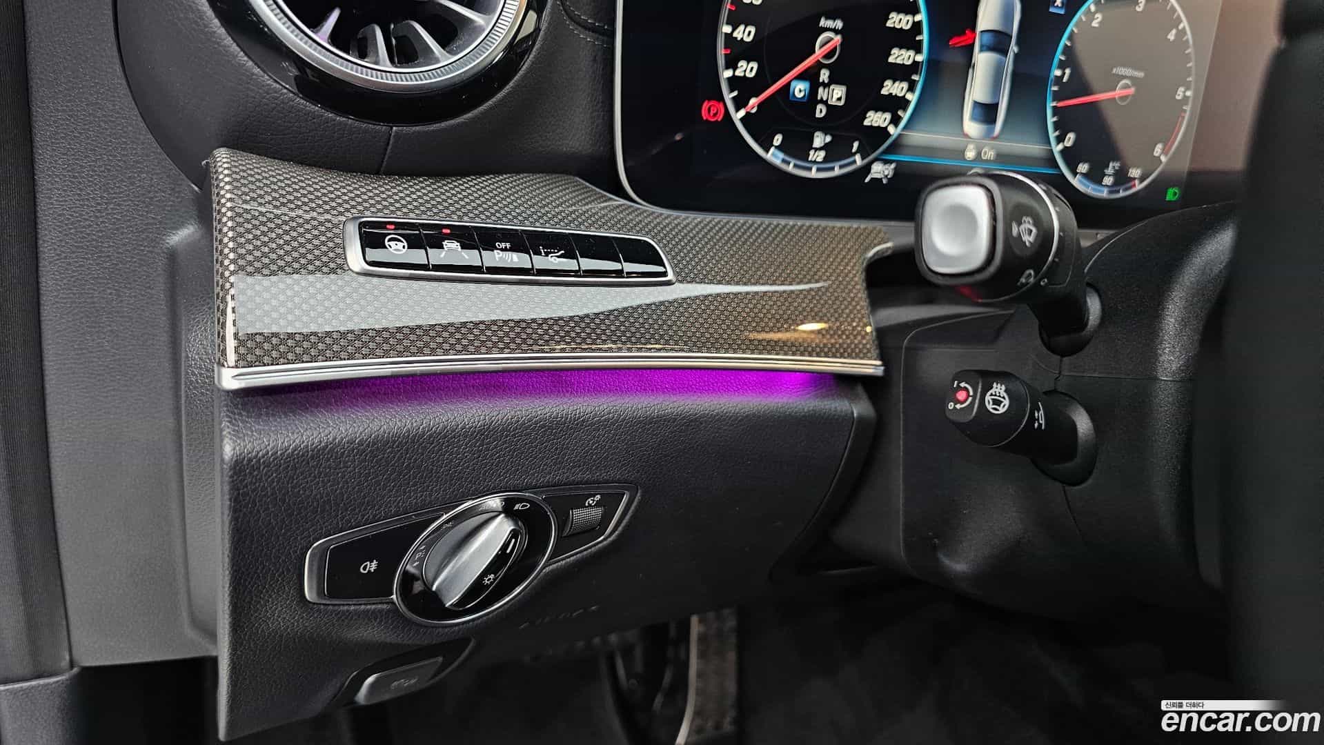 CLS-Class Mercedes-Benz 2018.10-OPTION-018