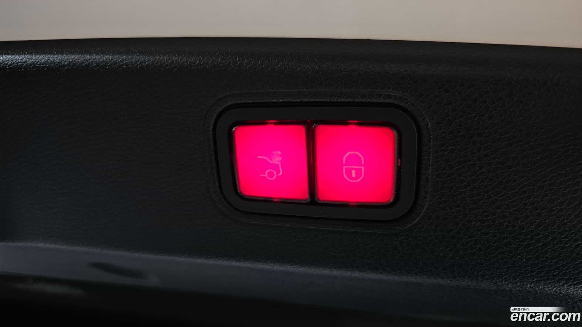 CLS-Class Mercedes-Benz 2018.10-OPTION-040