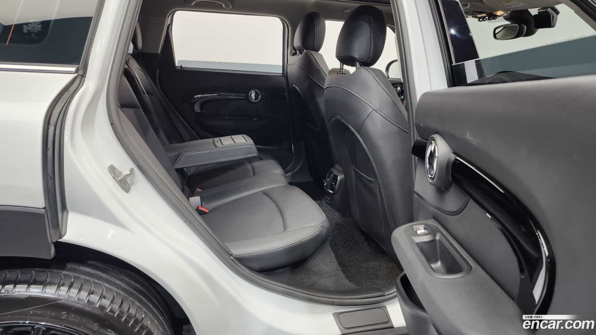 Clubman Mini 2024.0-OPTION-016