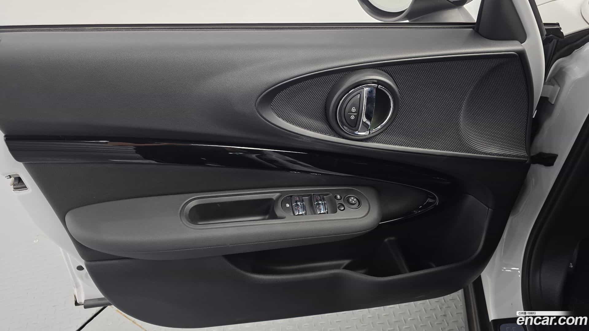 Clubman Mini 2024.0-INNER-034
