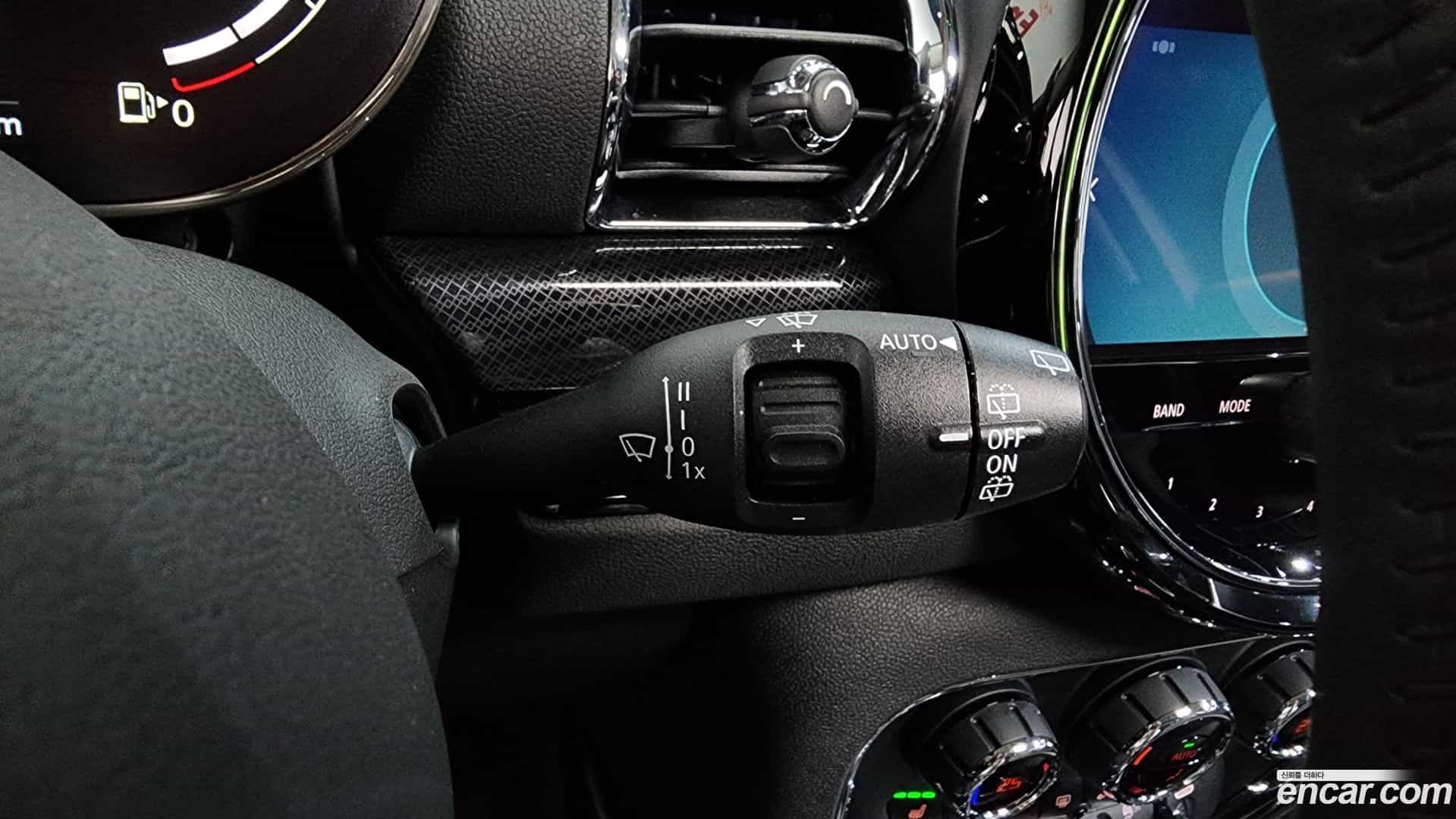 Clubman Mini 2024.0-OPTION-044
