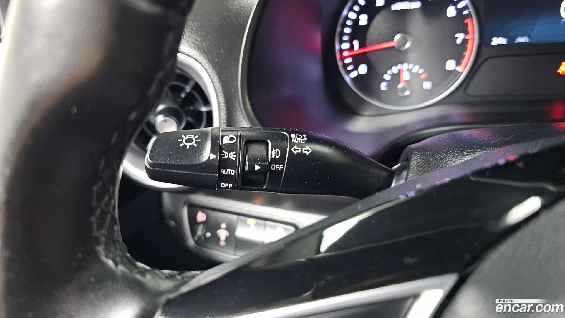 K3 Kia 2023.11-OPTION-040
