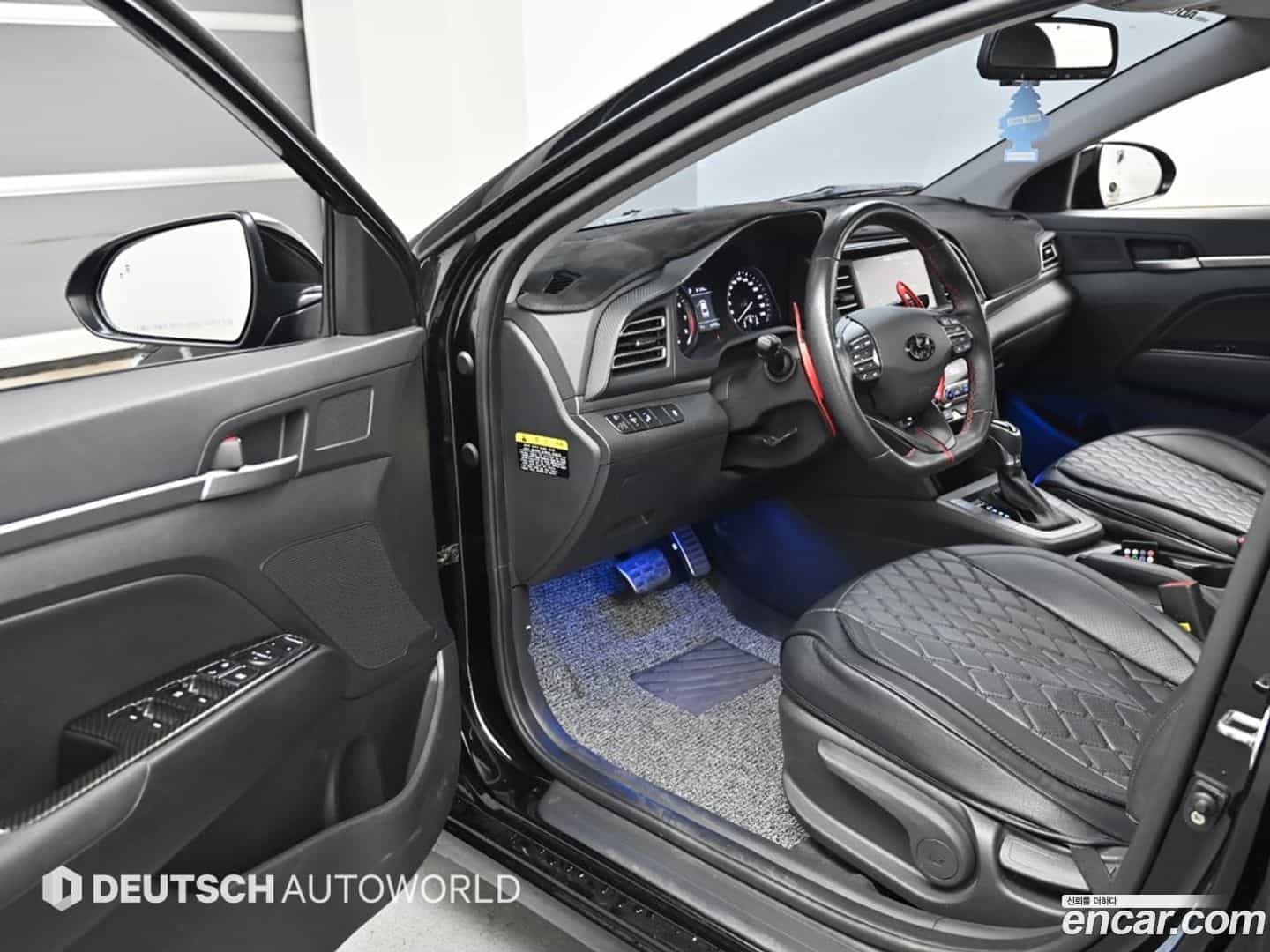 AVANTE Hyundai 2018.11-OPTION-015