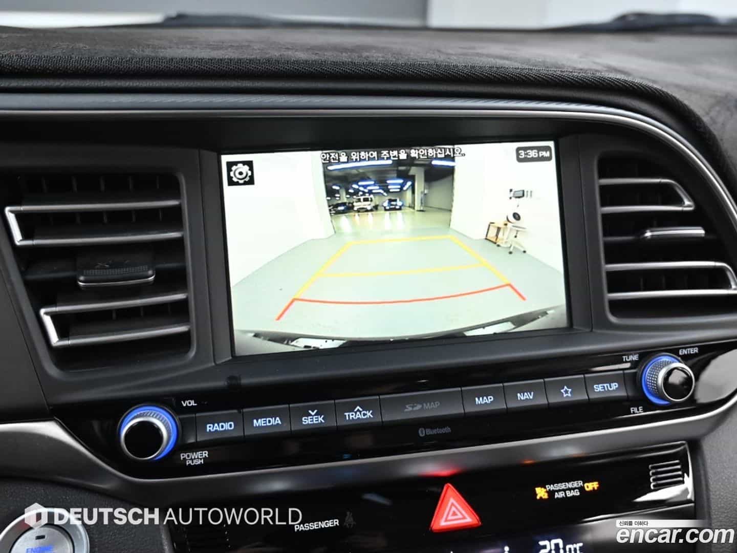 AVANTE Hyundai 2018.11-OPTION-019