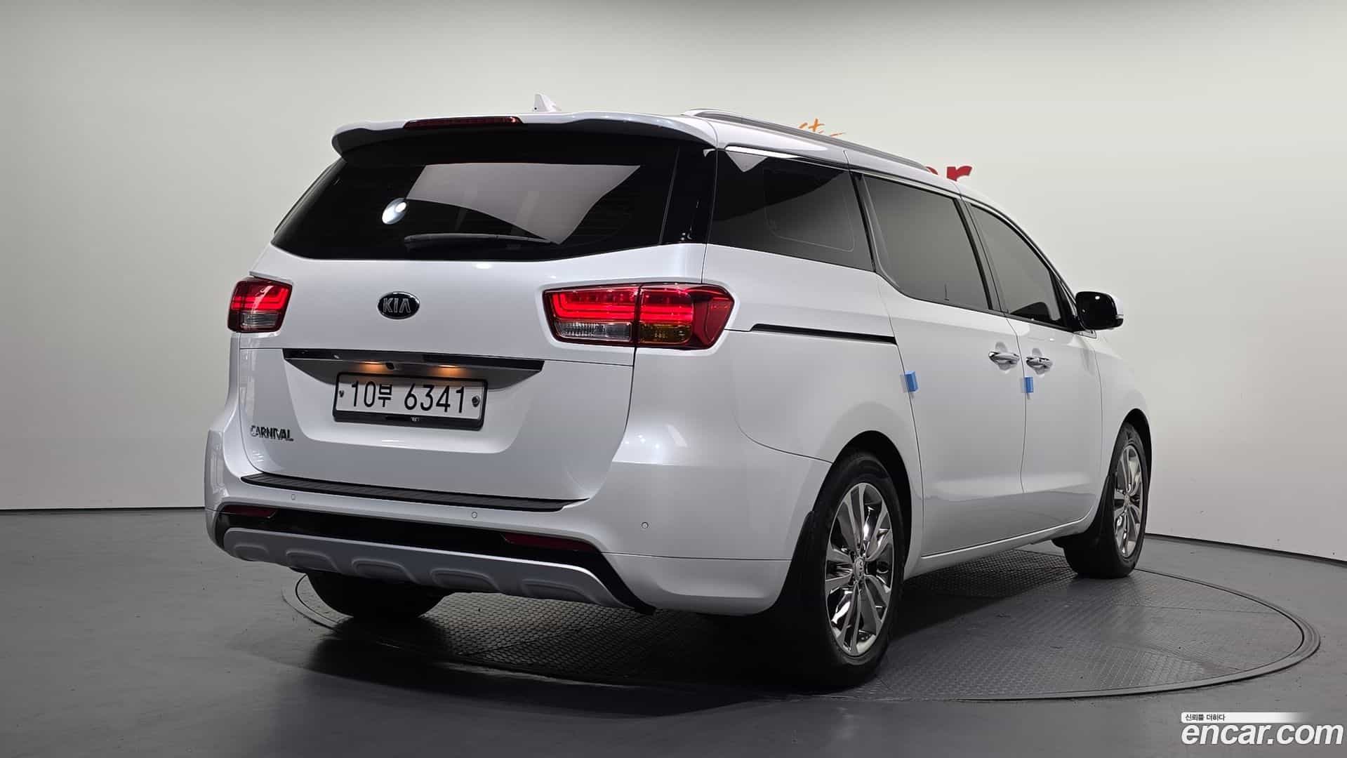 Canival Kia 2017.1-OUTER-002