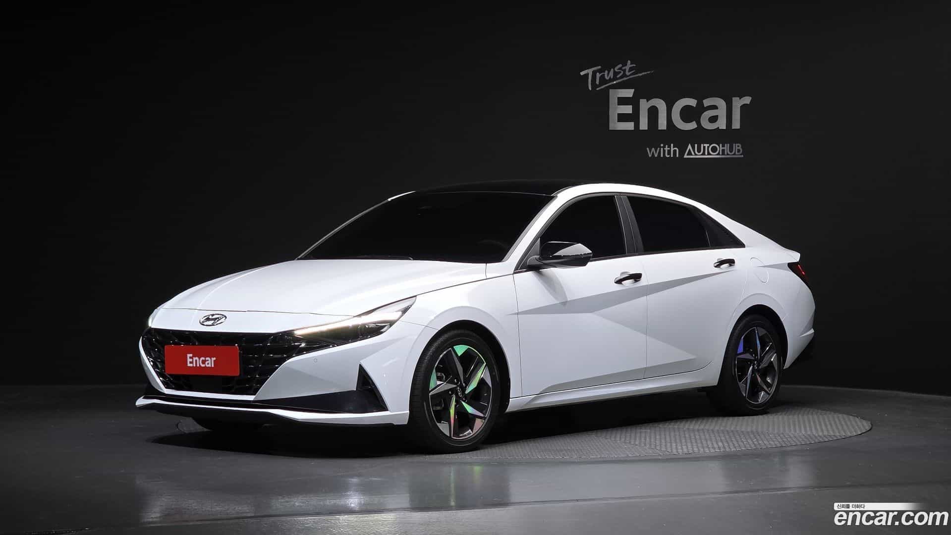 AVANTE Hyundai 2023.0-OUTER-001