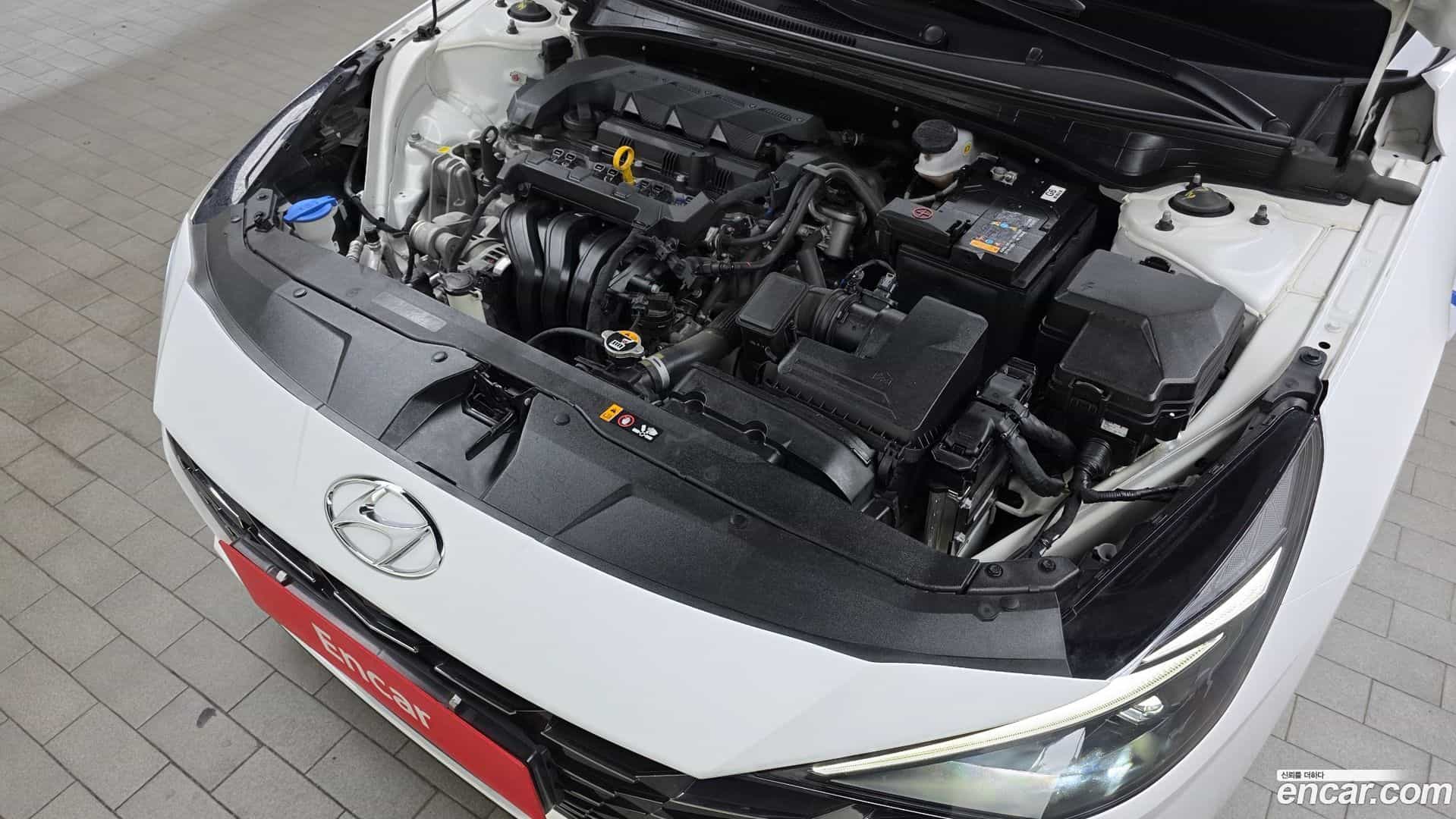 AVANTE Hyundai 2023.0-OUTER-006