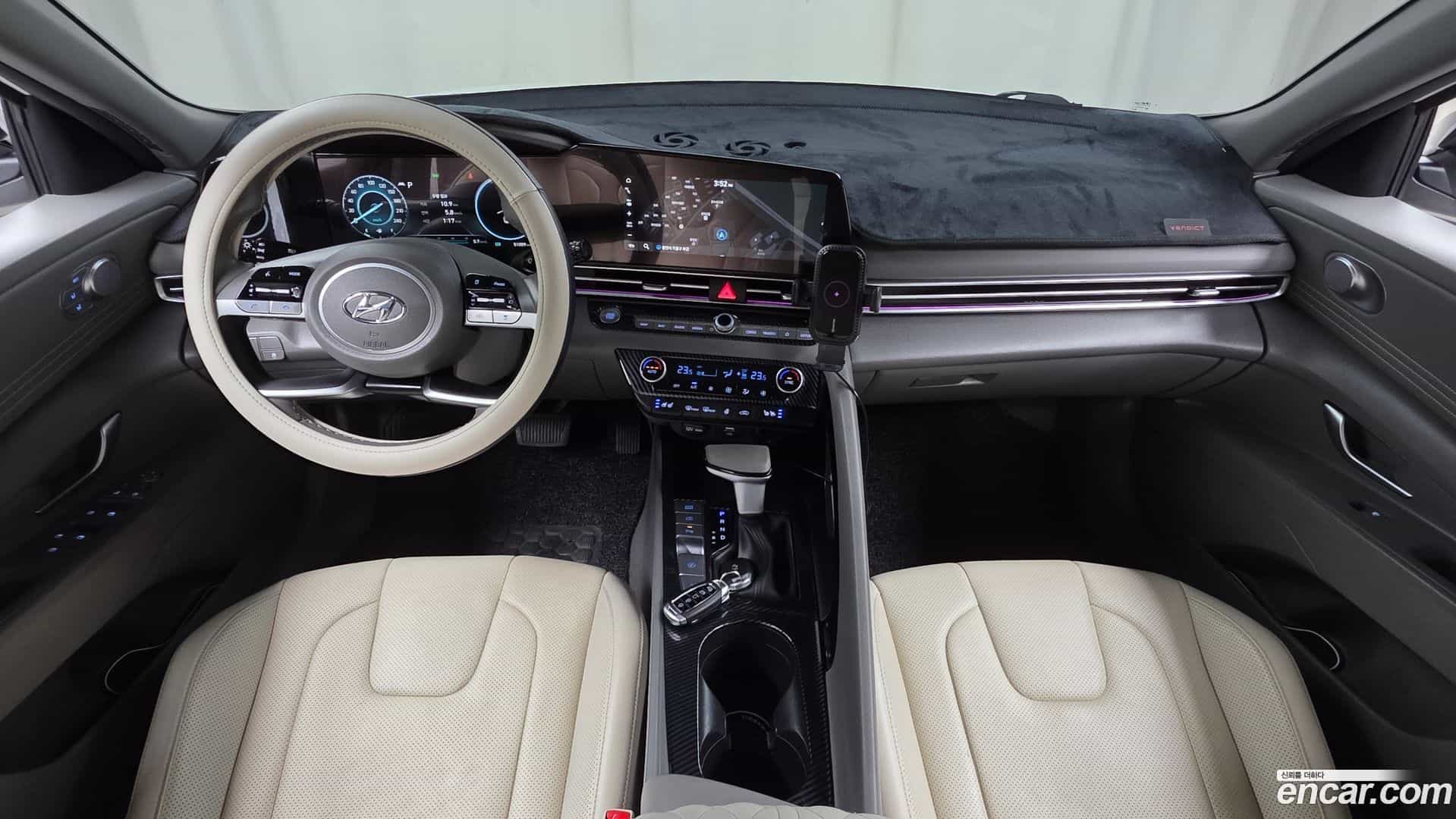 AVANTE Hyundai 2023.0-INNER-007