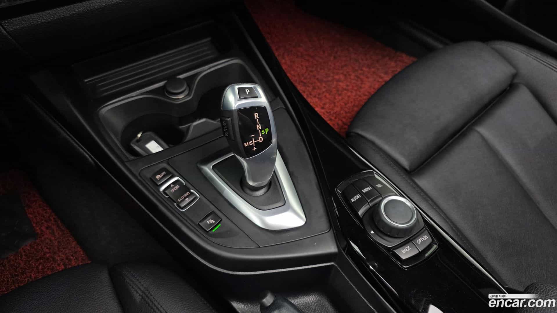 1-Series BMW 2016.4-INNER-009