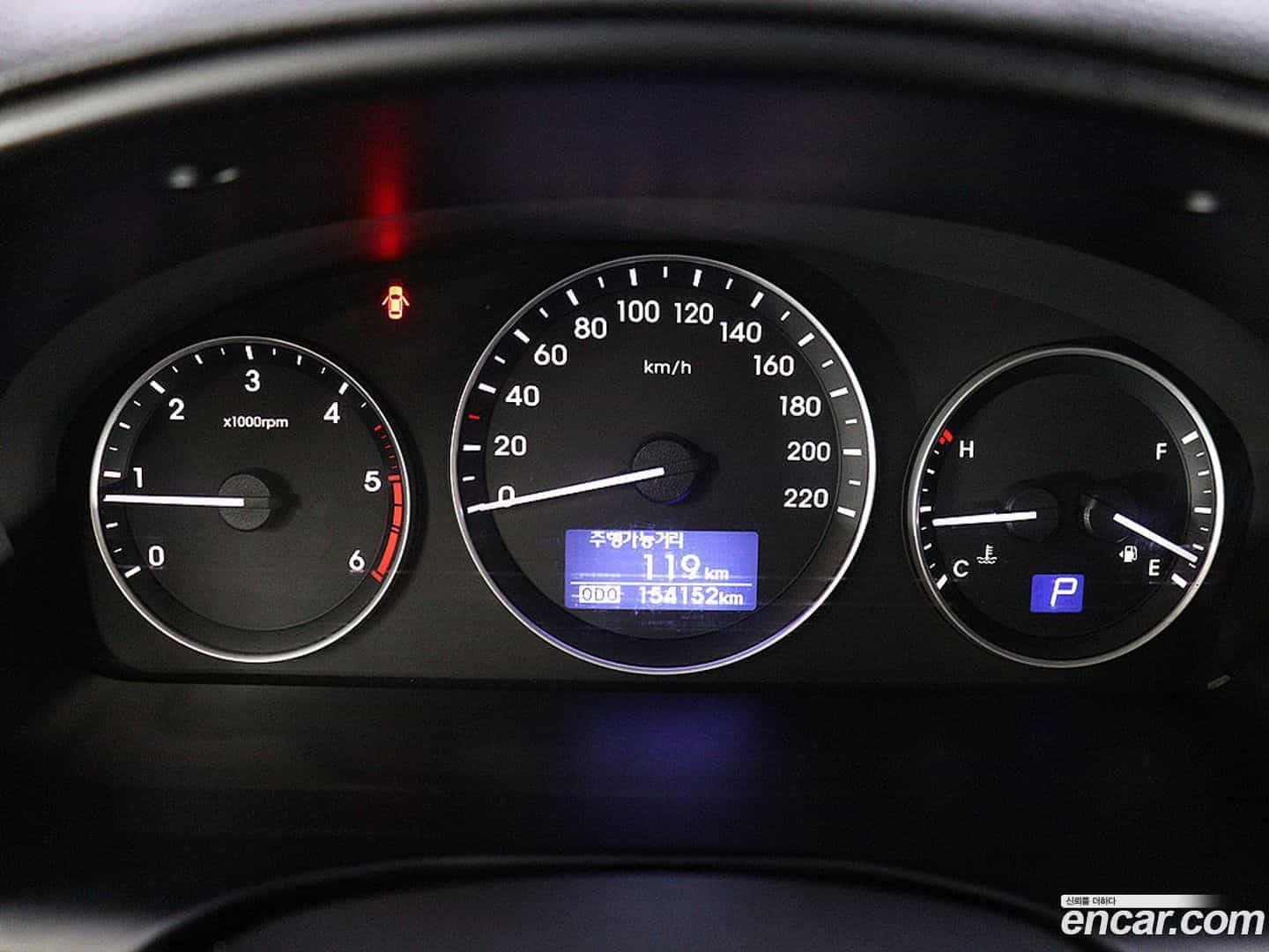 Starex Hyundai 2018.10-INNER-008