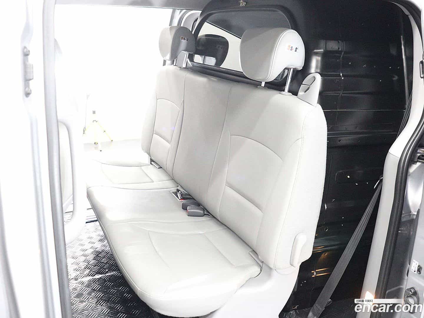 Starex Hyundai 2018.10-OPTION-015