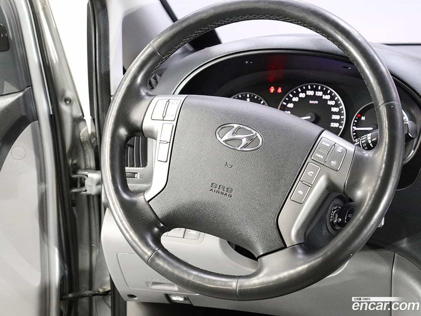 Starex Hyundai 2018.10-OPTION-018