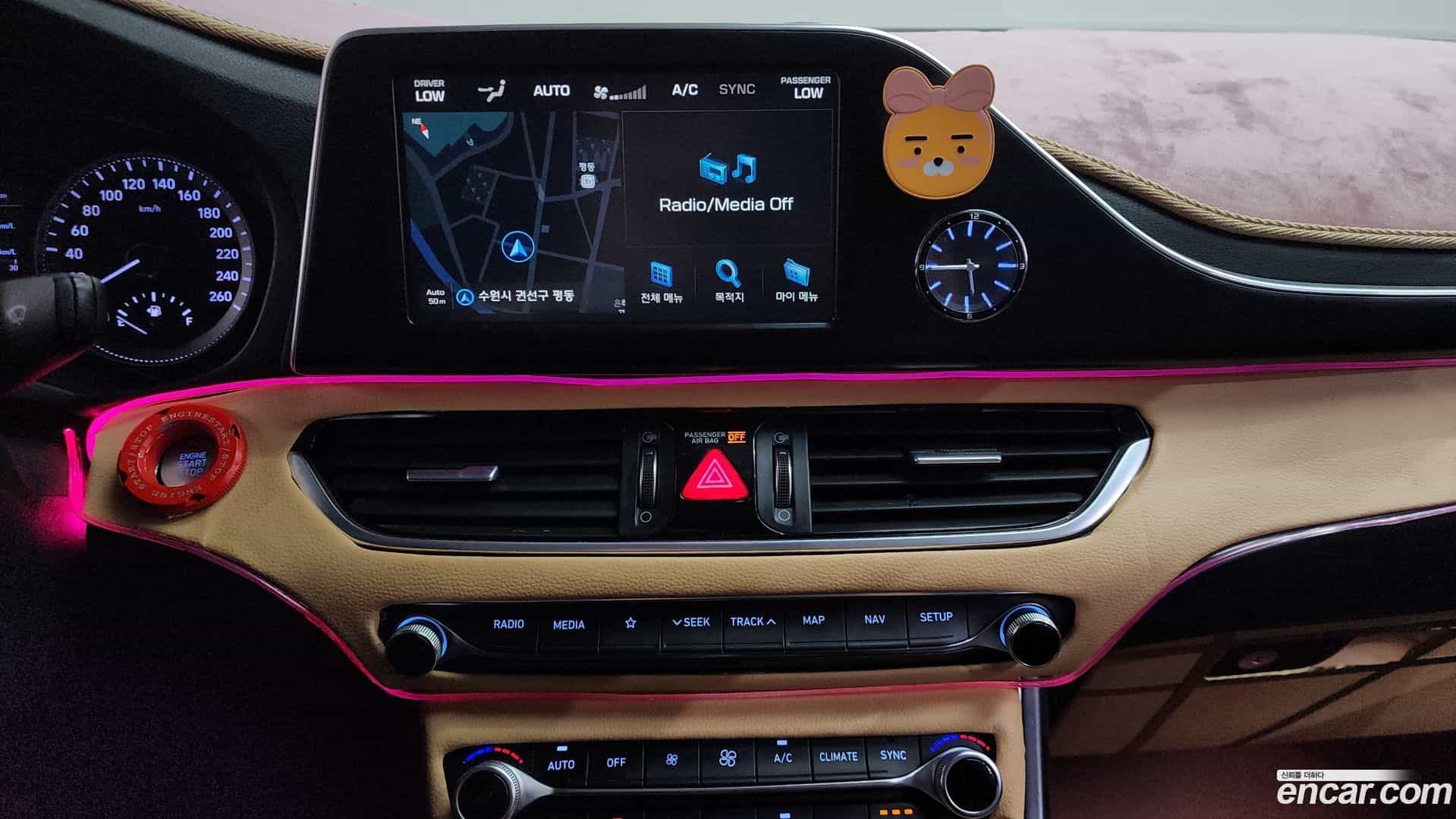 Grandeur Hyundai 2018.1-OPTION-016