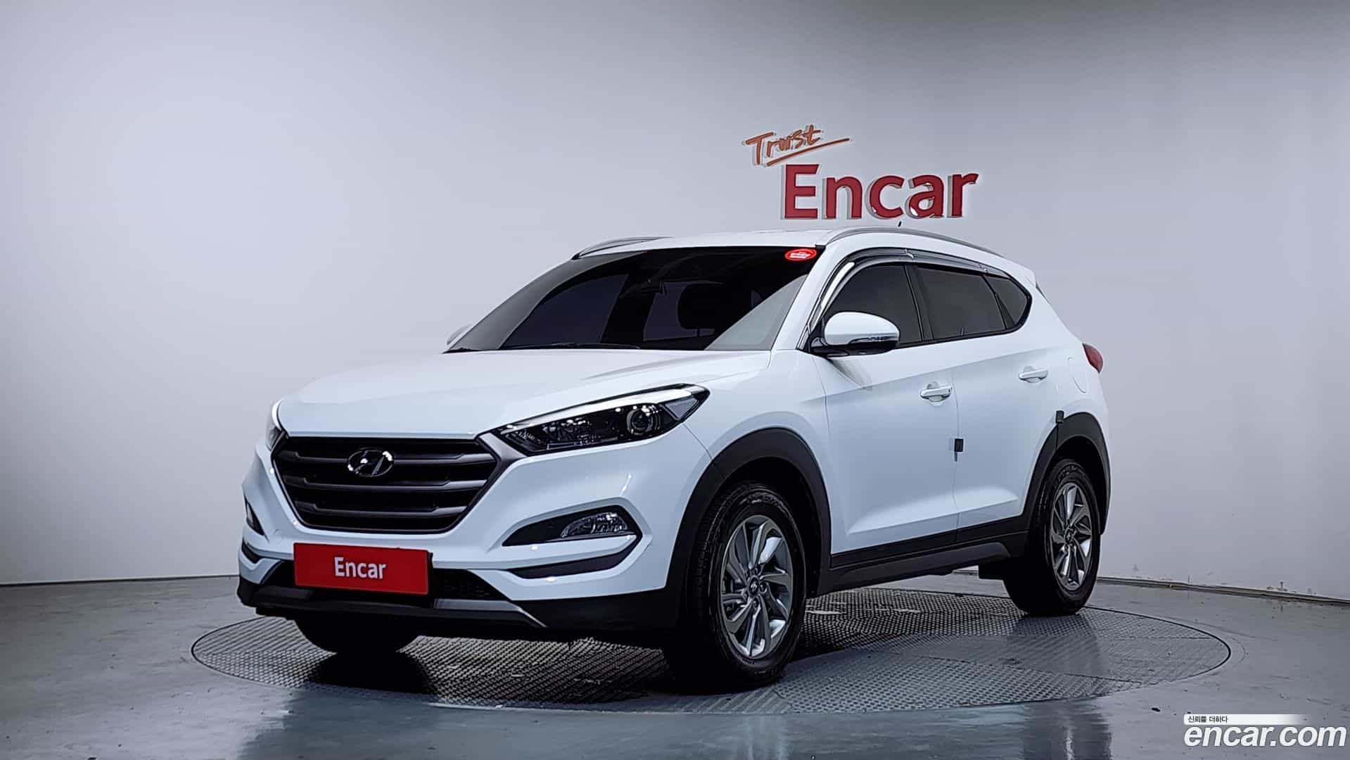 Tucson Hyundai 2016.4-OUTER-001