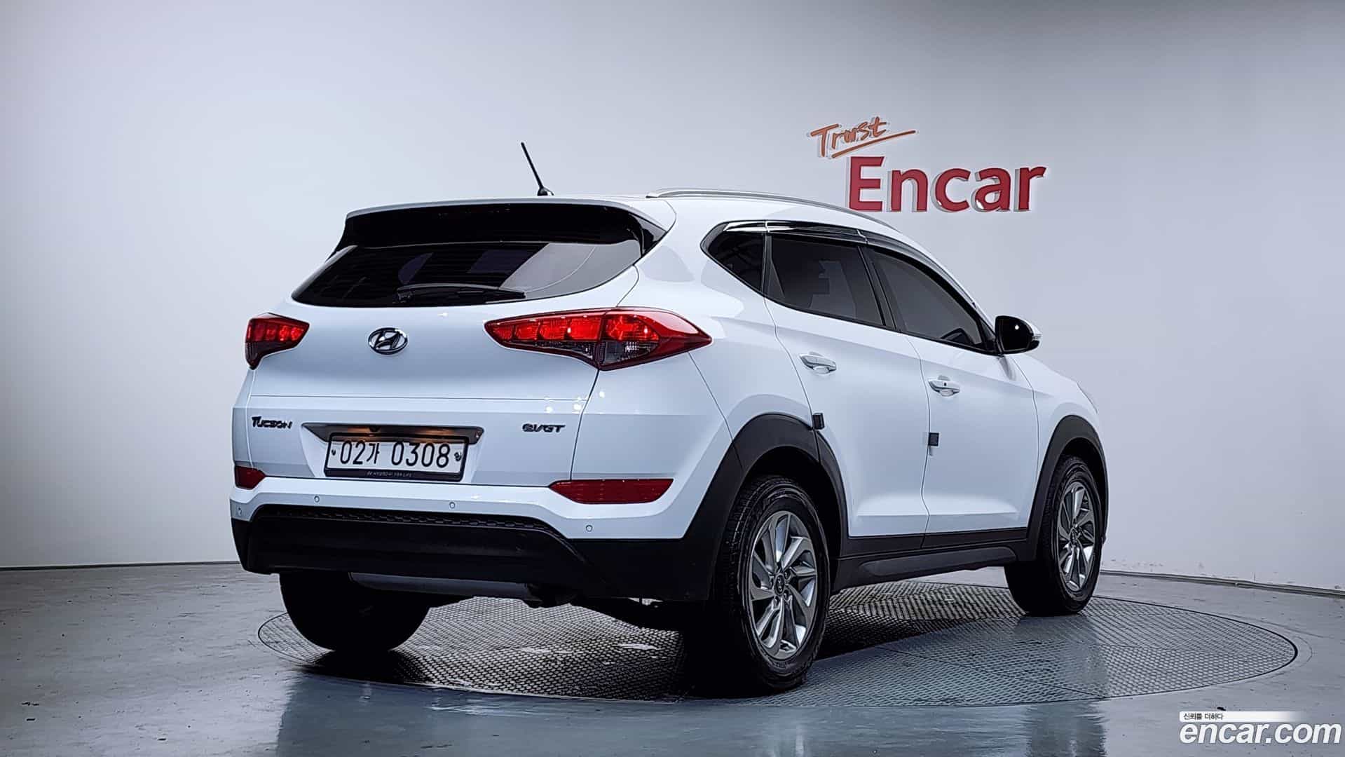 Tucson Hyundai 2016.4-OUTER-002