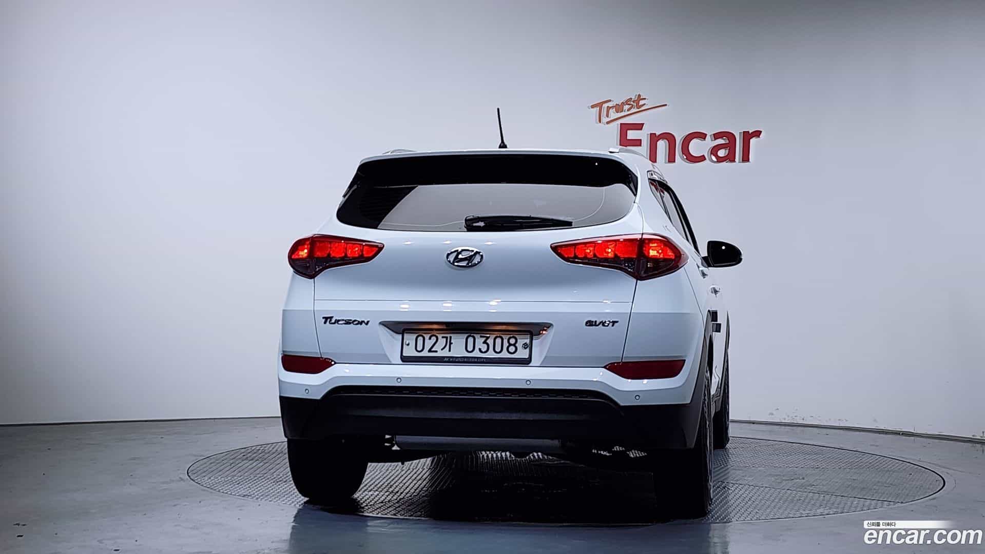 Tucson Hyundai 2016.4-OUTER-004
