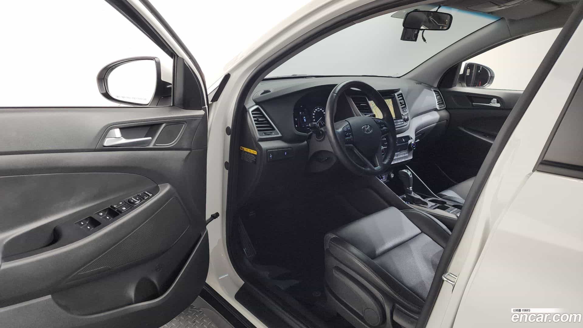 Tucson Hyundai 2016.4-INNER-010