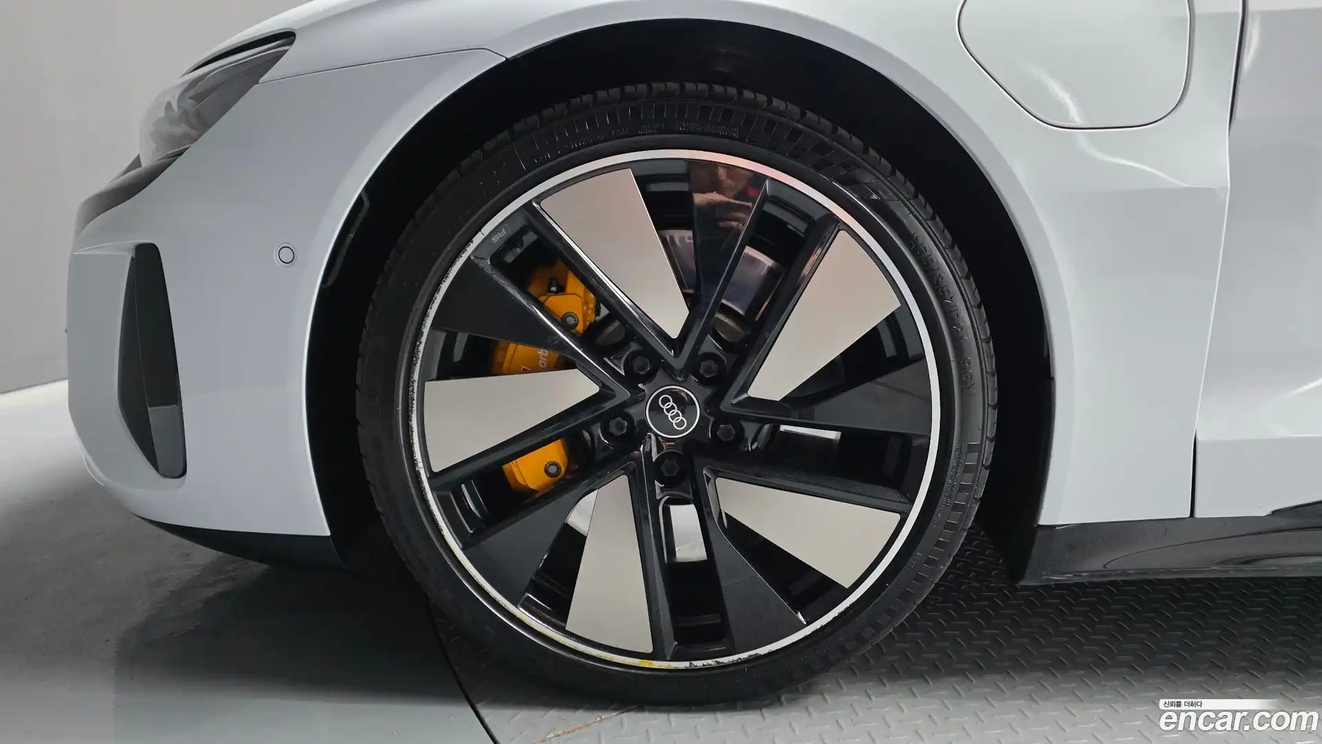 e-tron GT Audi 2021.11-OUTER-005