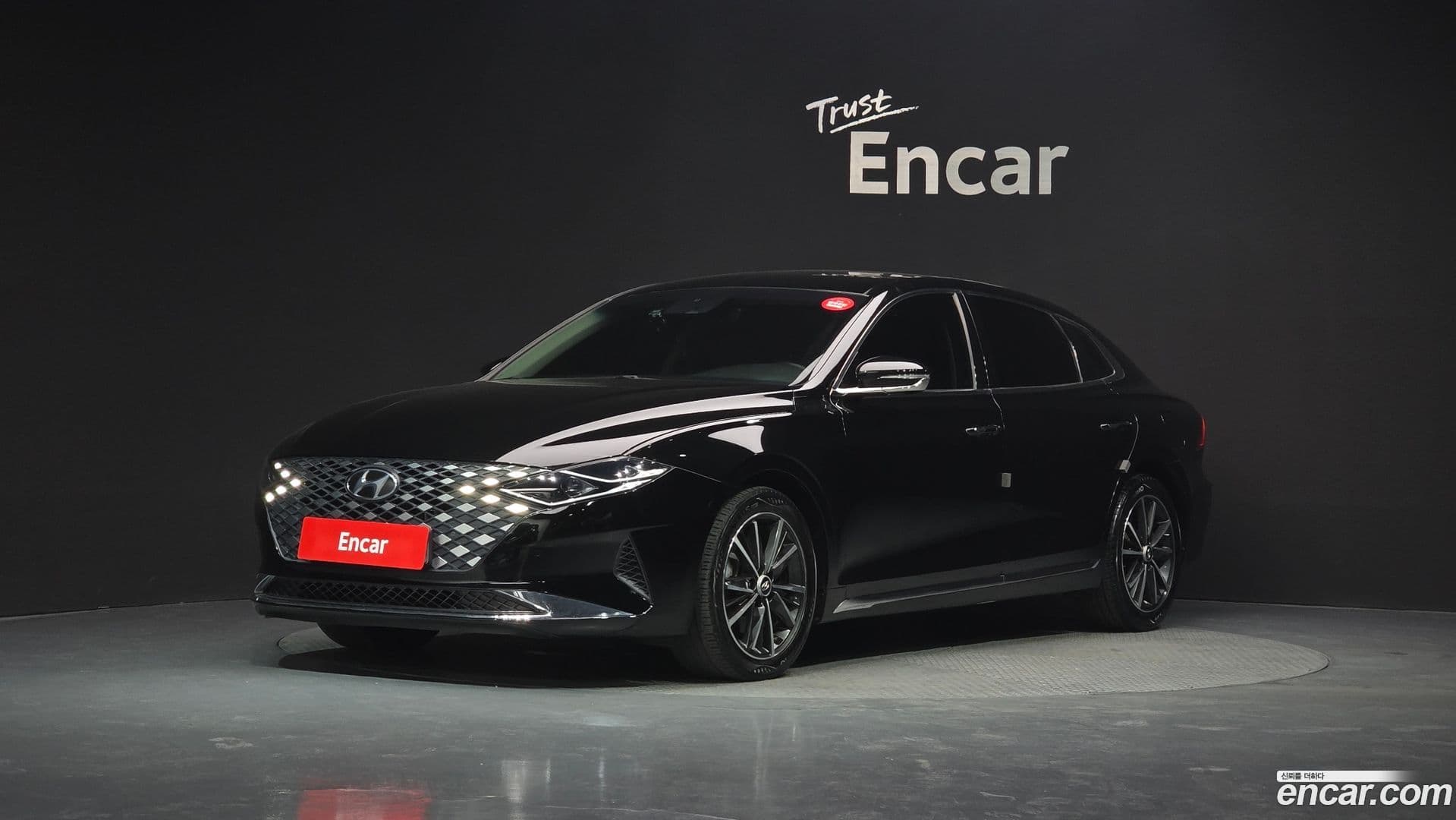 Main__Slider__Photo:Grandeur Hyundai 2020.0-0