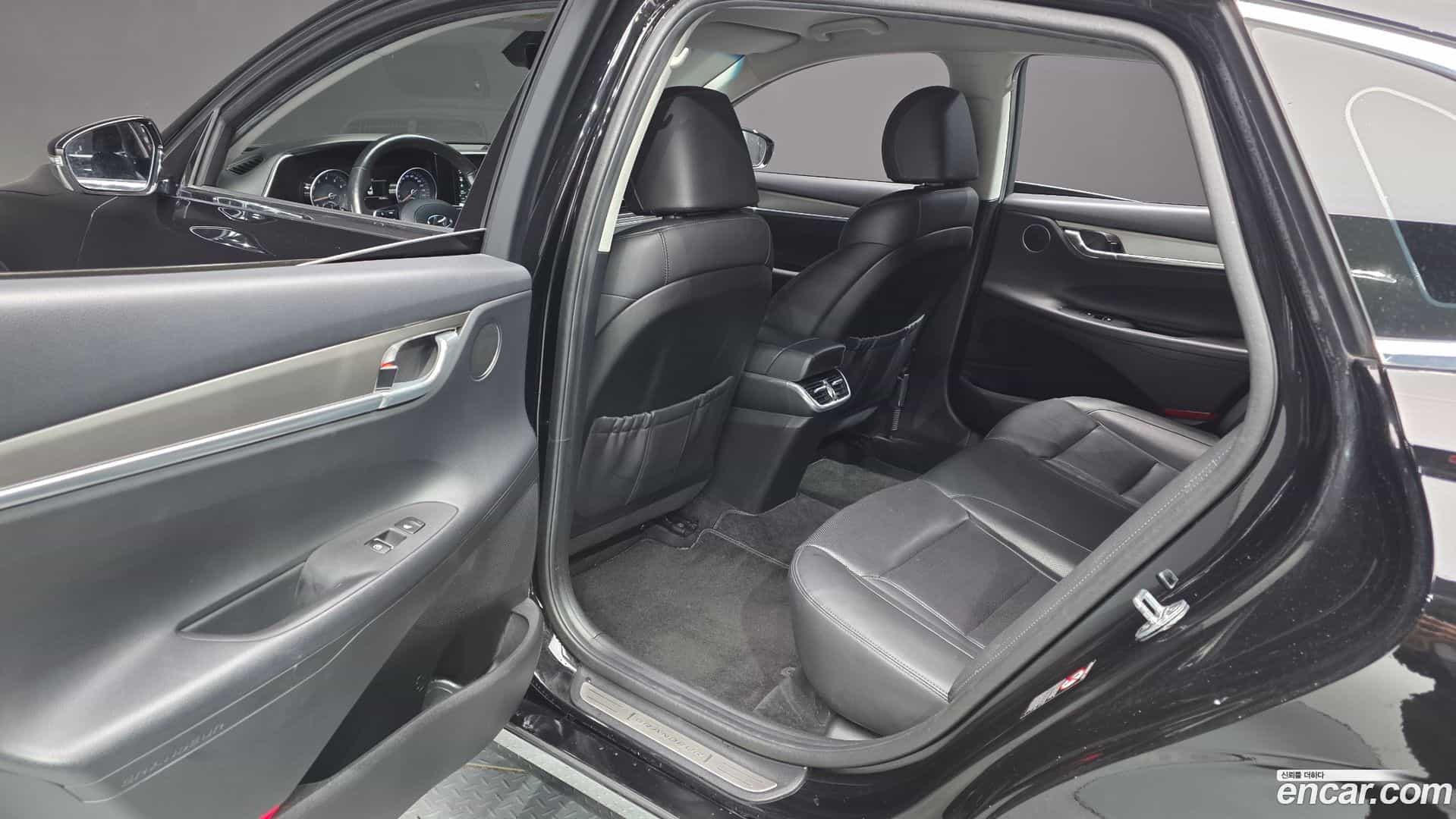 Grandeur Hyundai 2020.0-OPTION-016