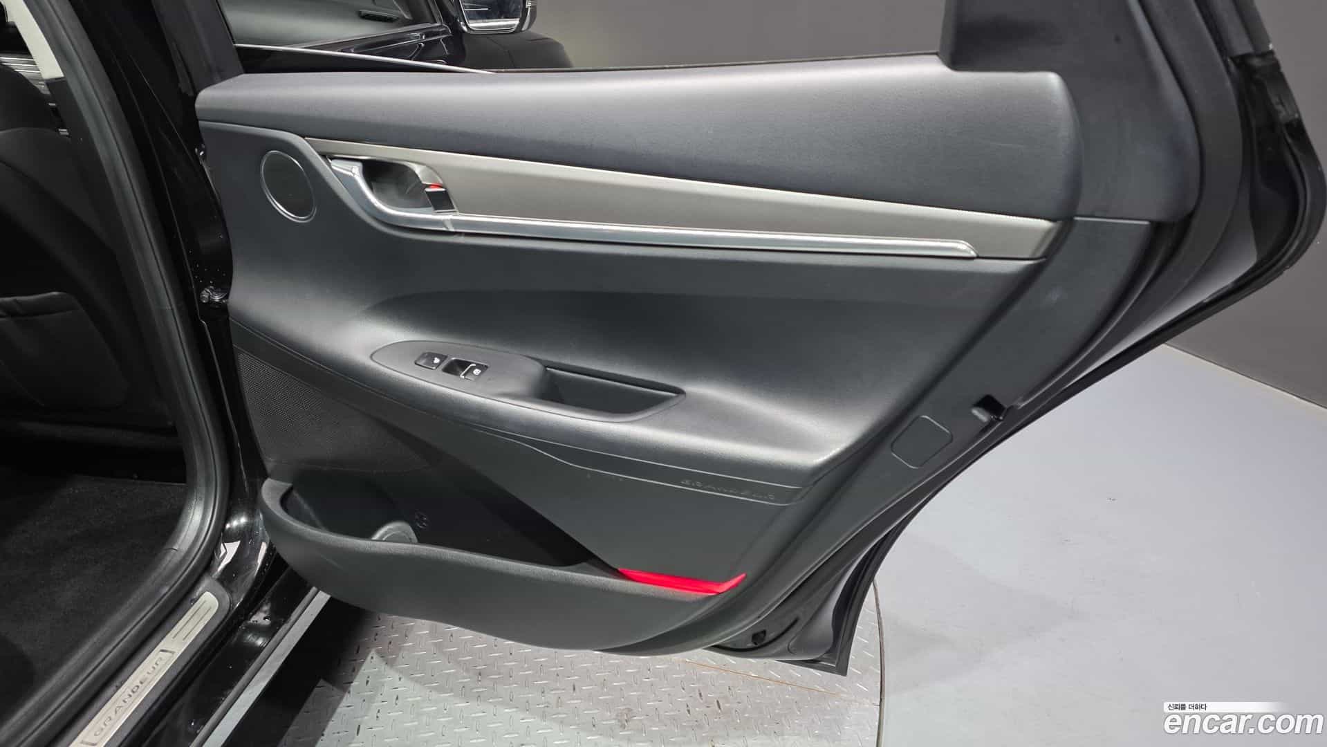 Grandeur Hyundai 2020.0-INNER-035
