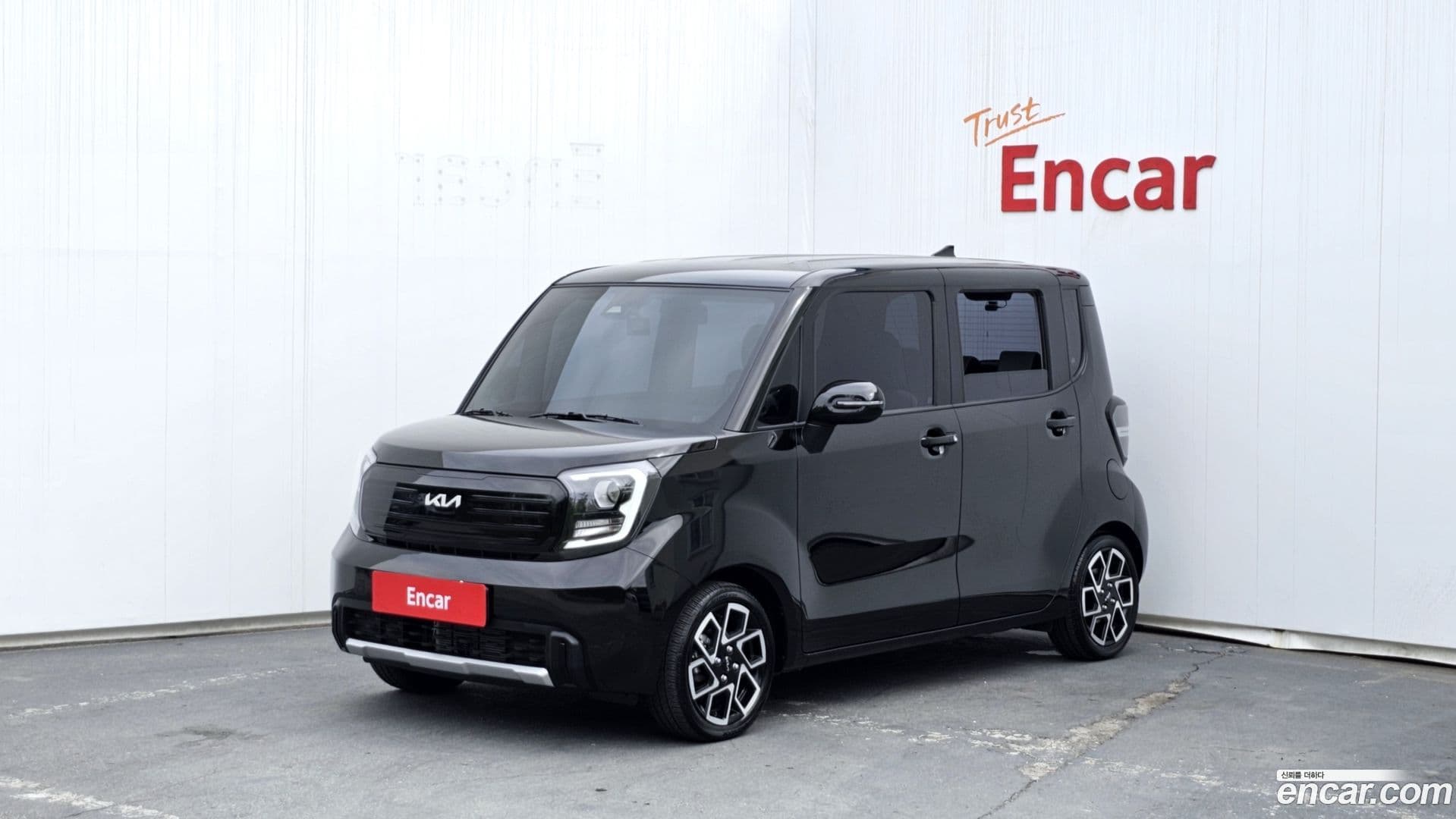Main__Slider__Photo:RAY Kia 2024.9-0