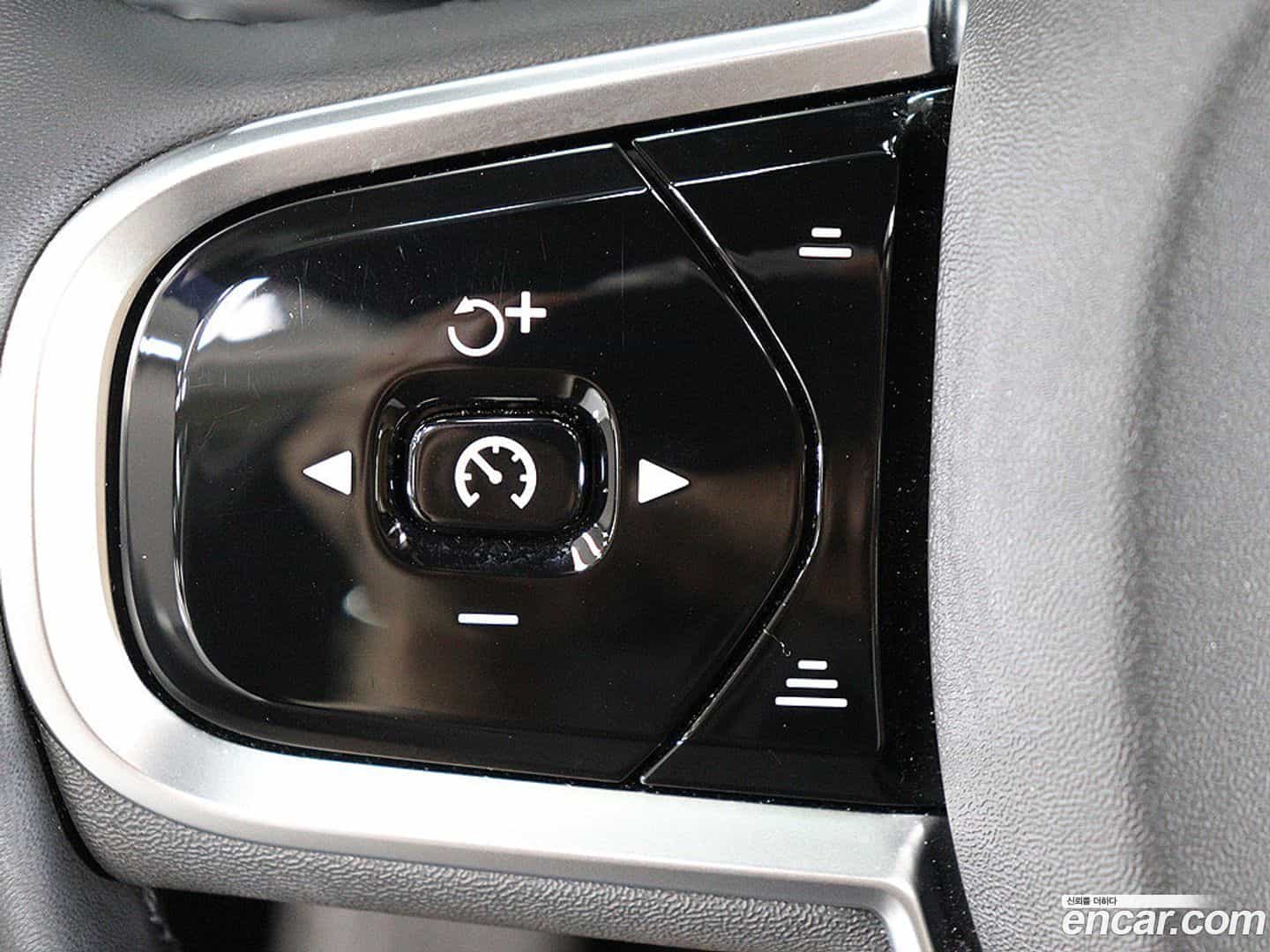 XC60 Volvo 2024.8-INNER-010